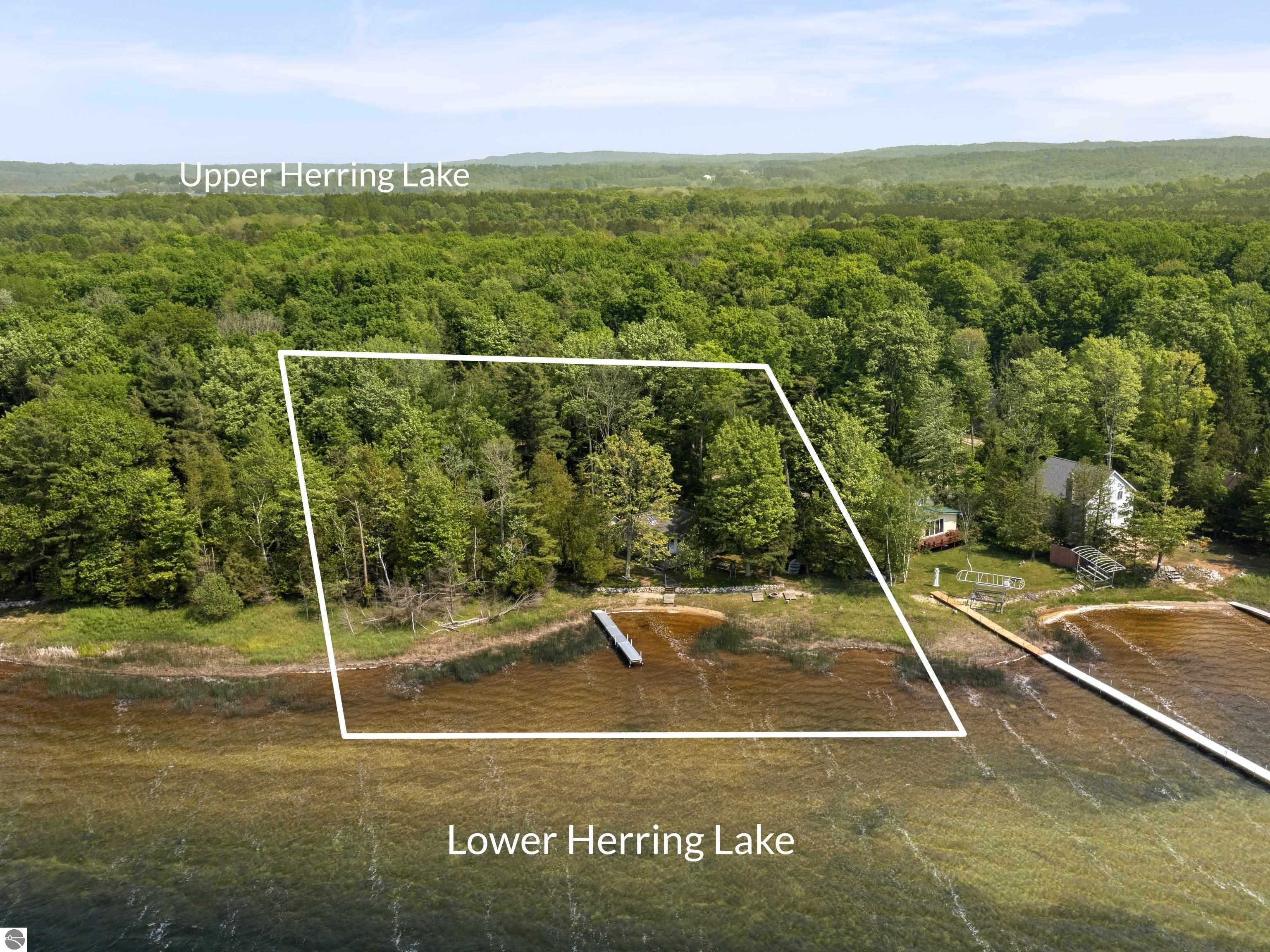 5002 Herring Grove