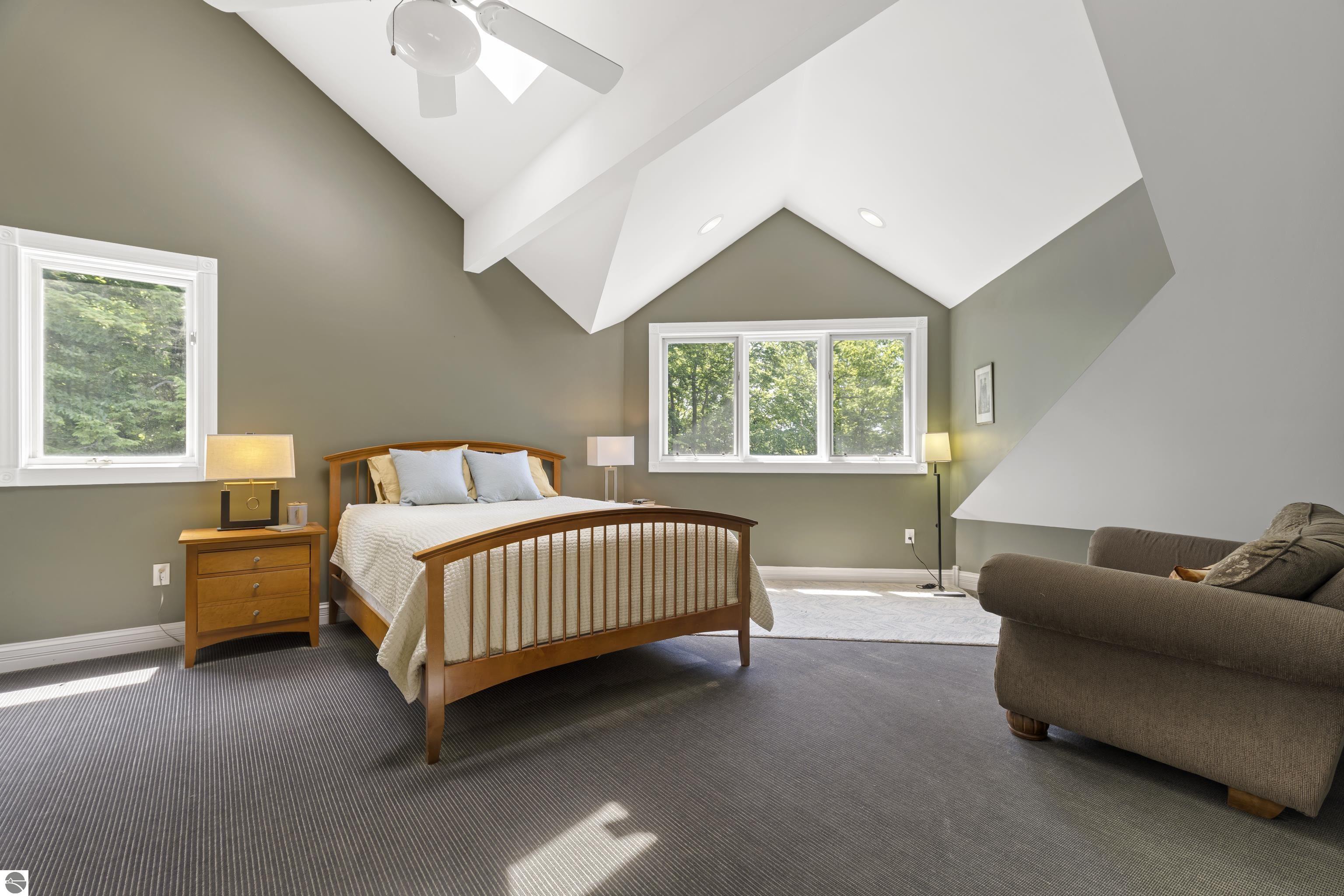 2855 Eleven Mile Road