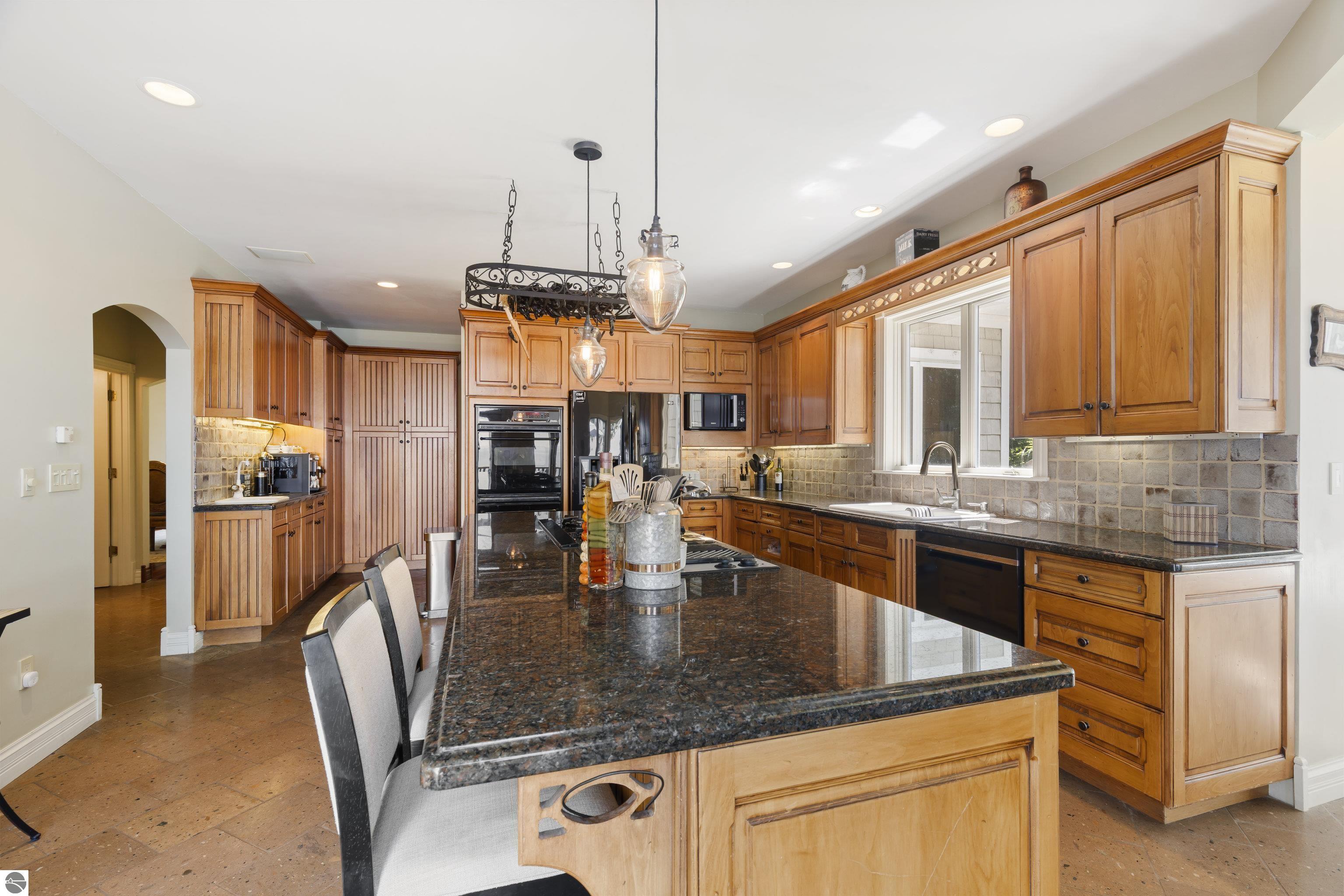 2855 Eleven Mile Road