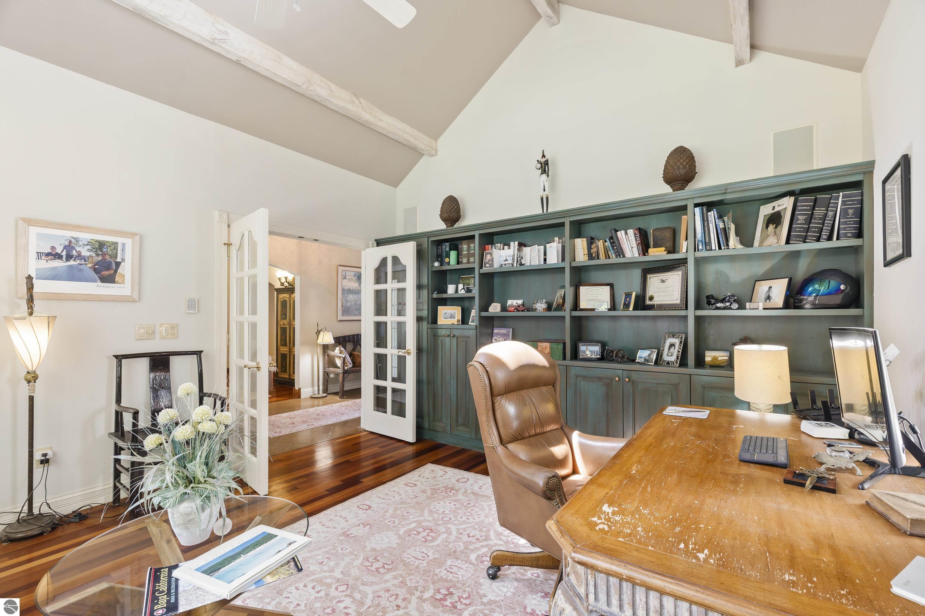 2855 Eleven Mile Road