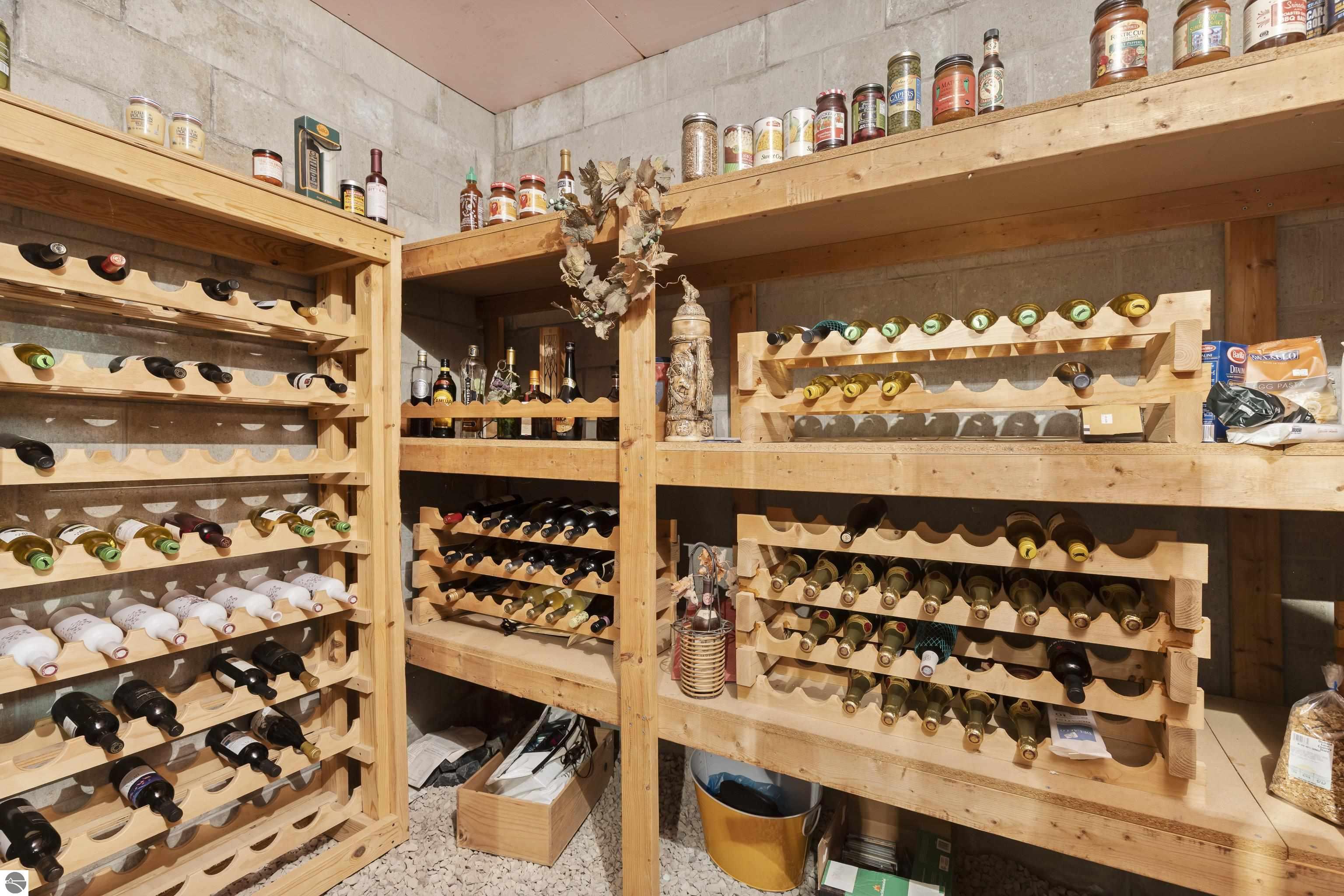 2855 Eleven Mile Road