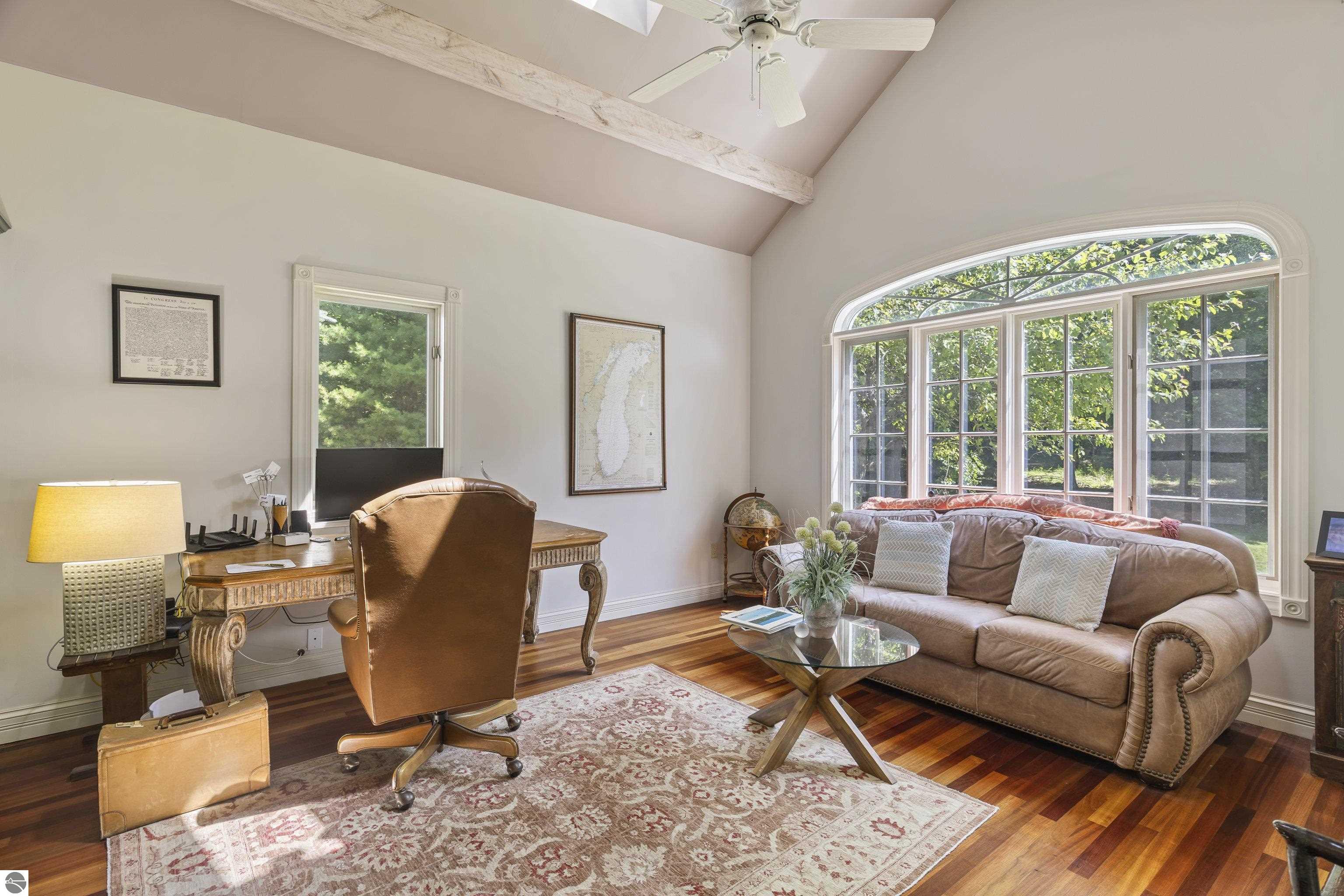 2855 Eleven Mile Road