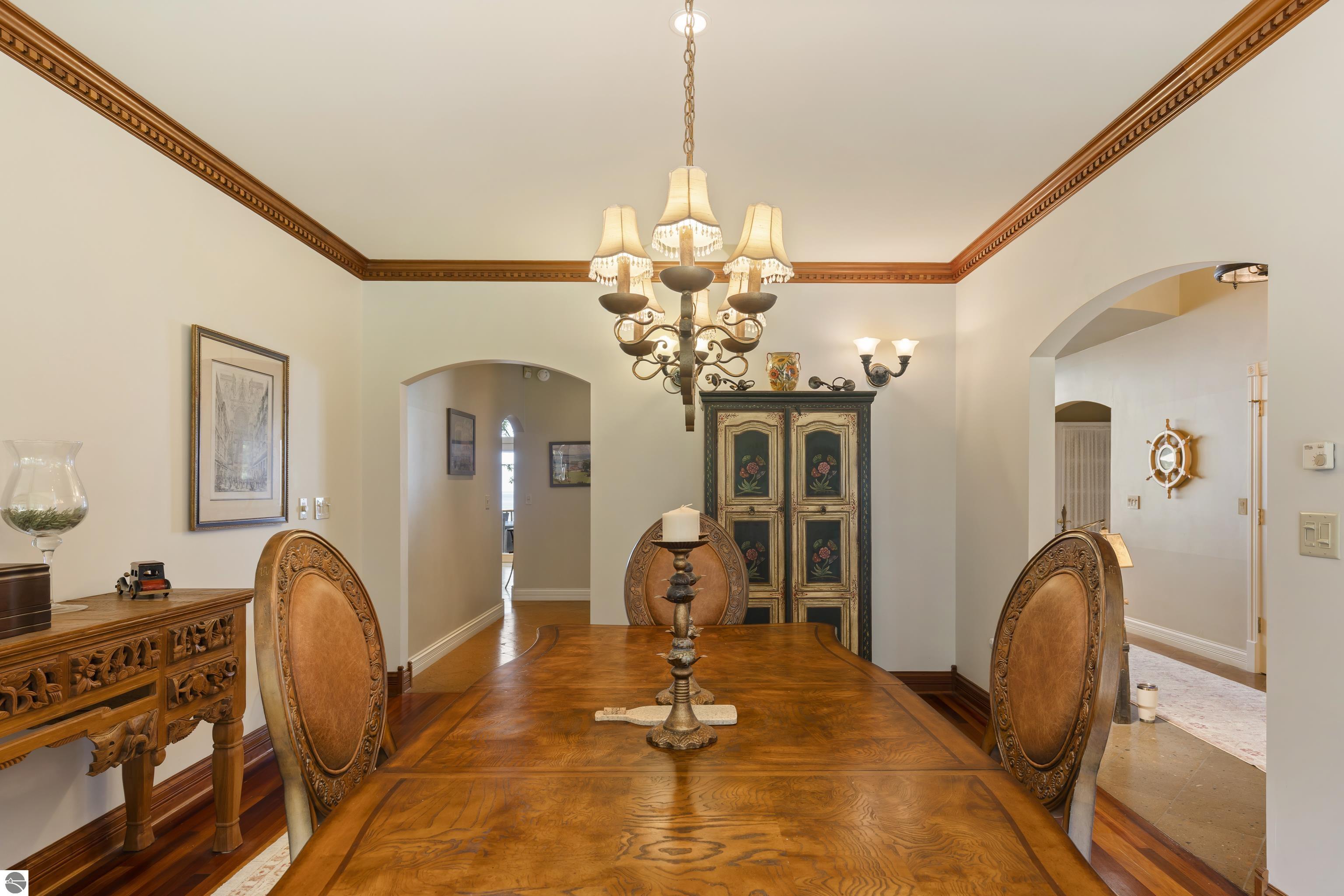 2855 Eleven Mile Road