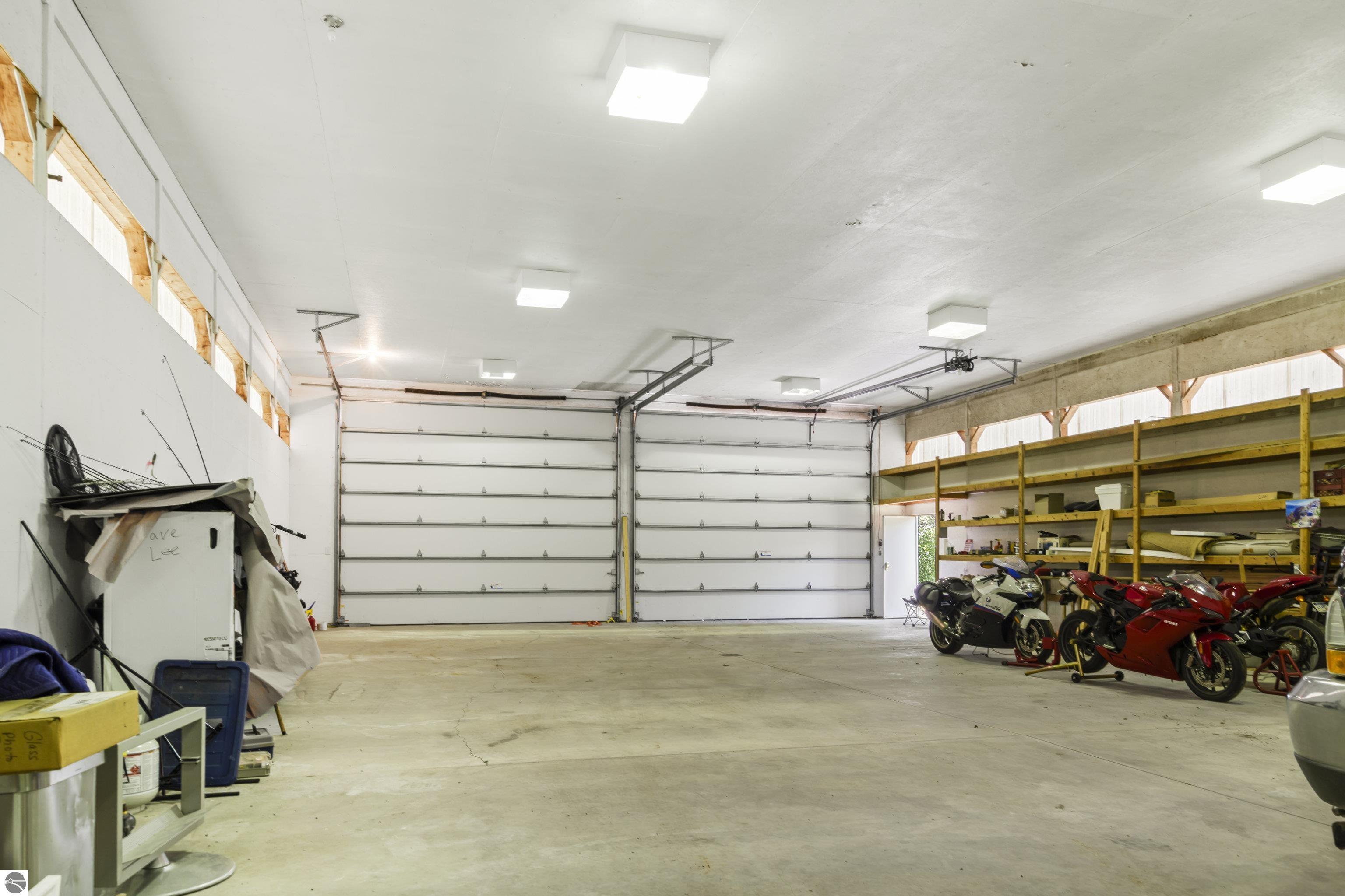 2855 Eleven Mile Road