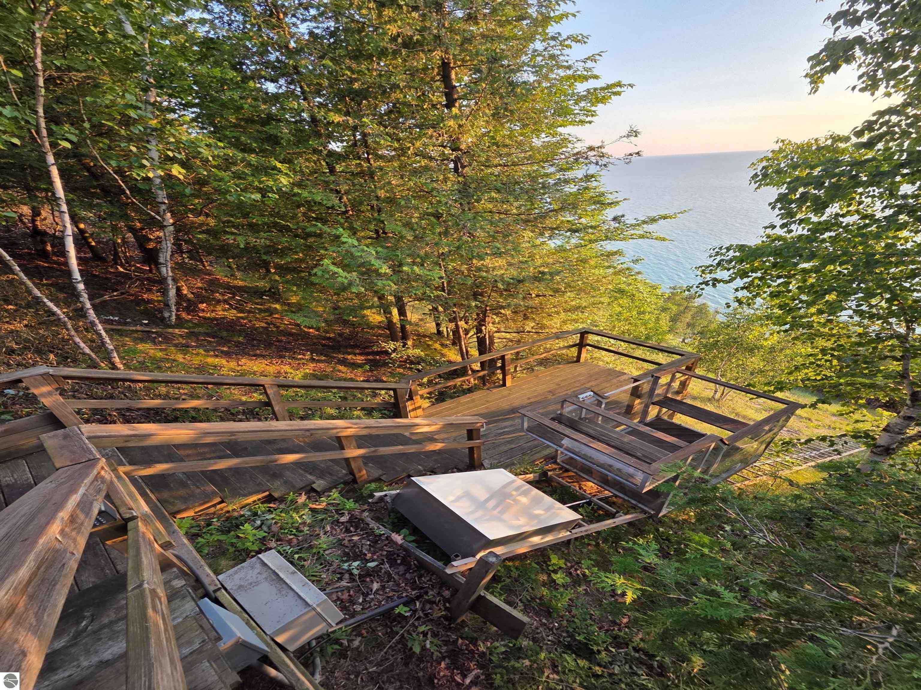 2855 Eleven Mile Road