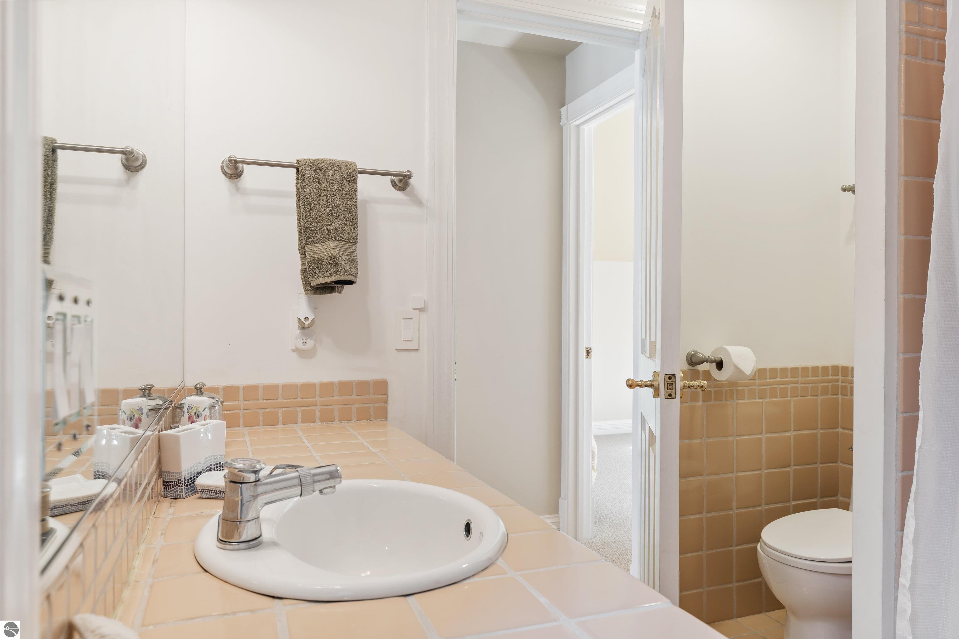 2855 Eleven Mile Road