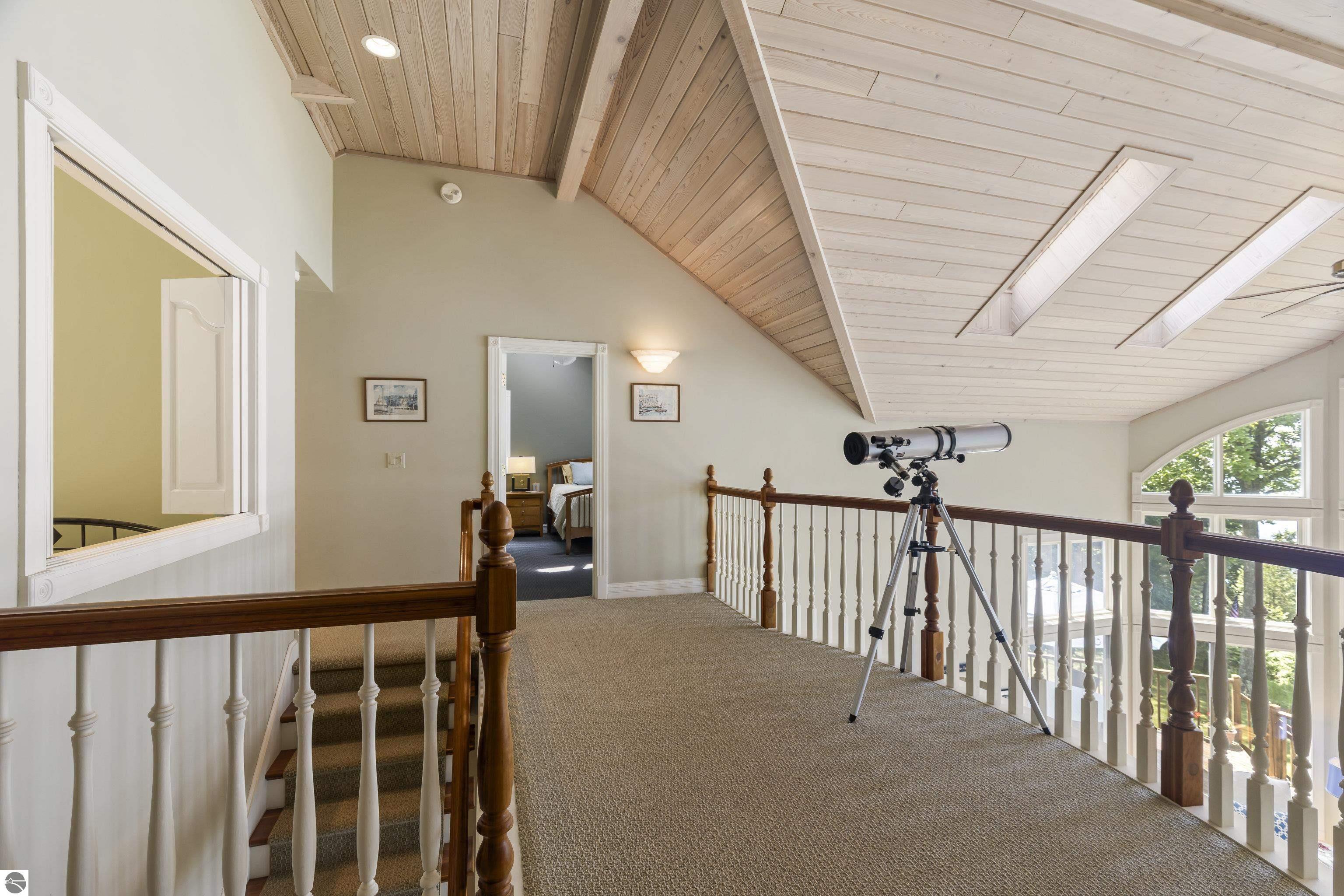 2855 Eleven Mile Road