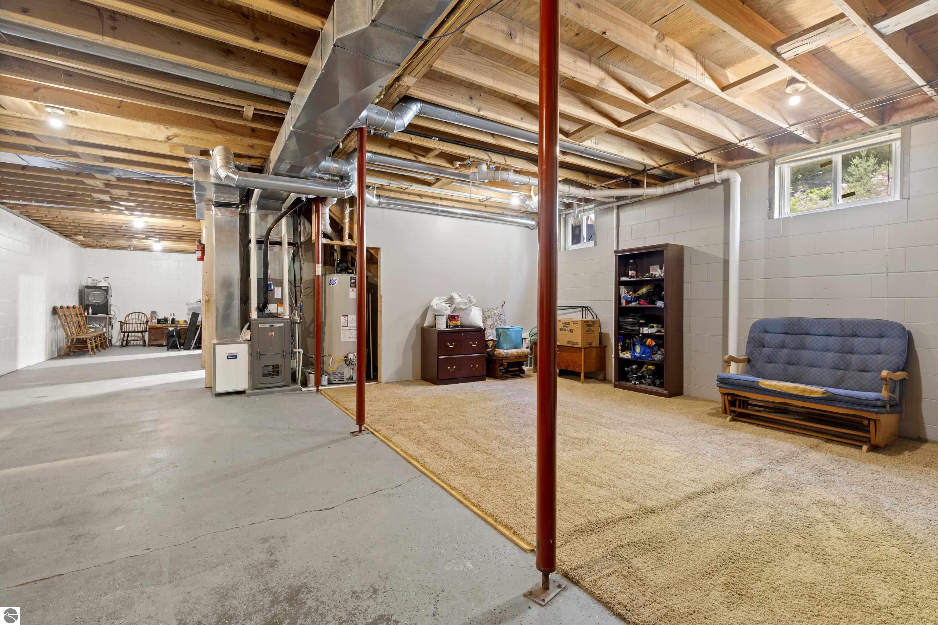 1012 W River Road