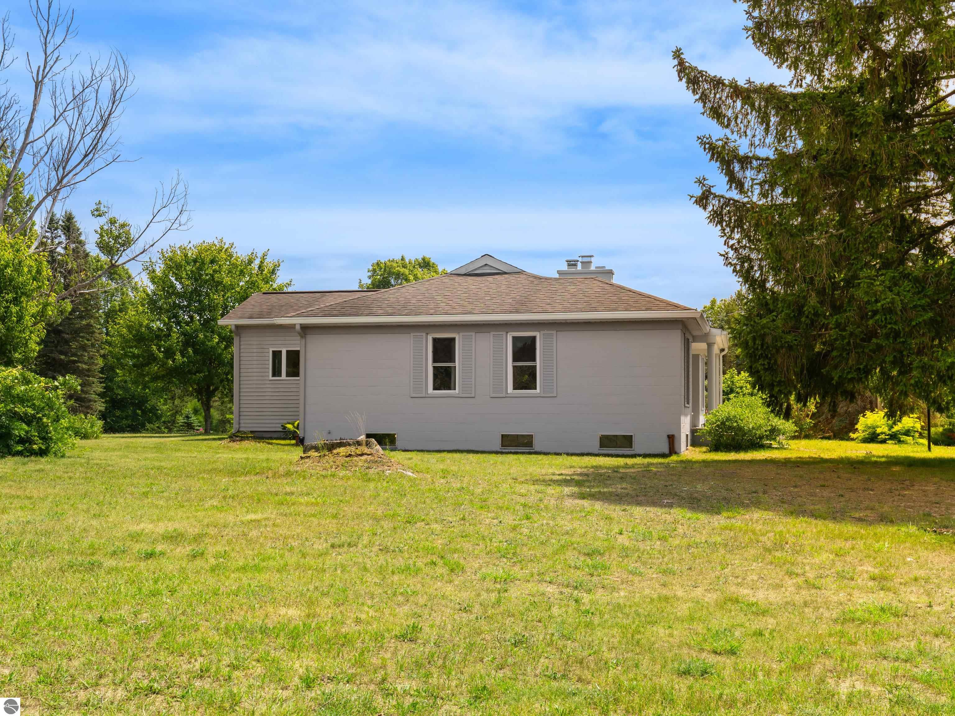 3703 S Carmean Road