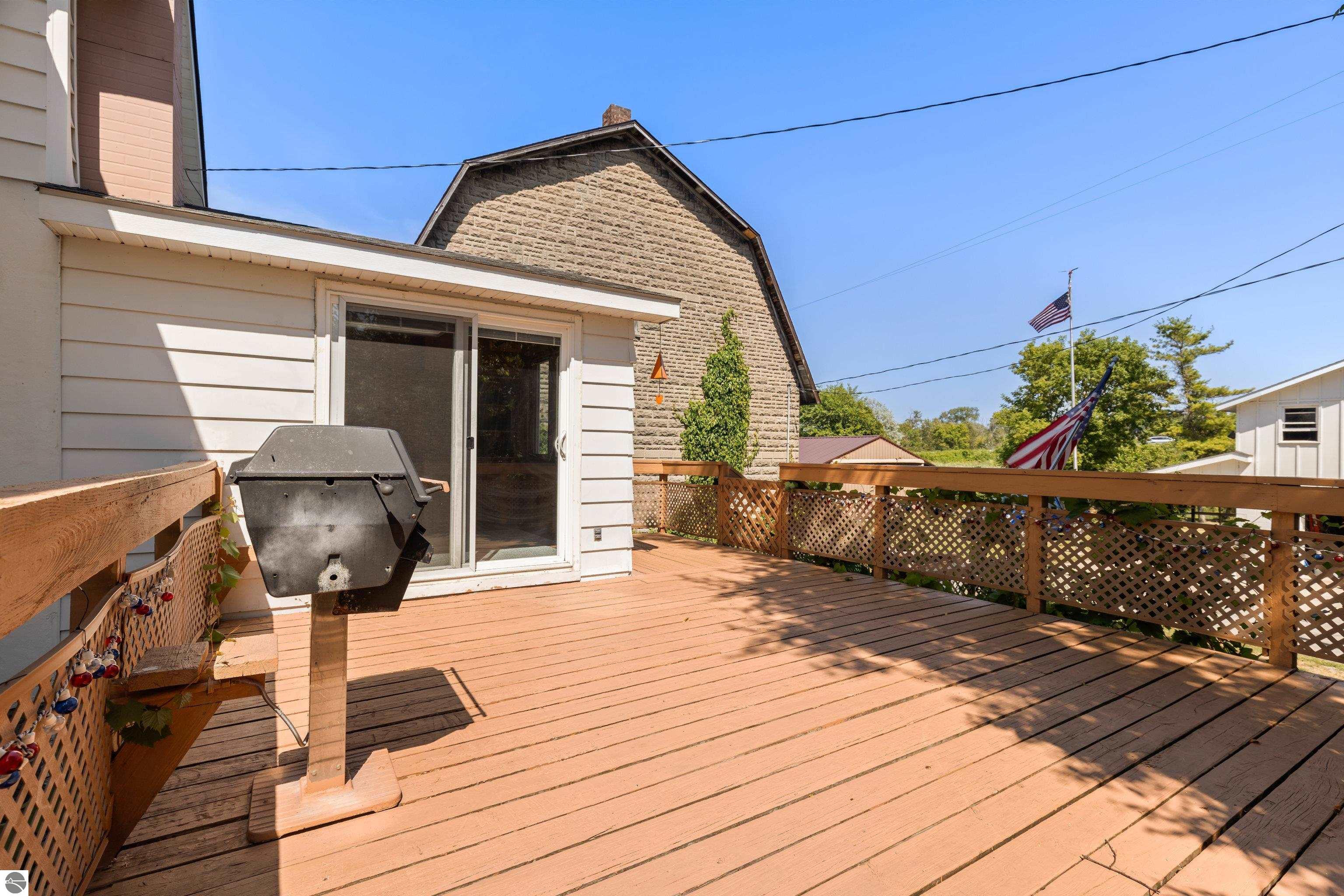 123 S Benzie Boulevard