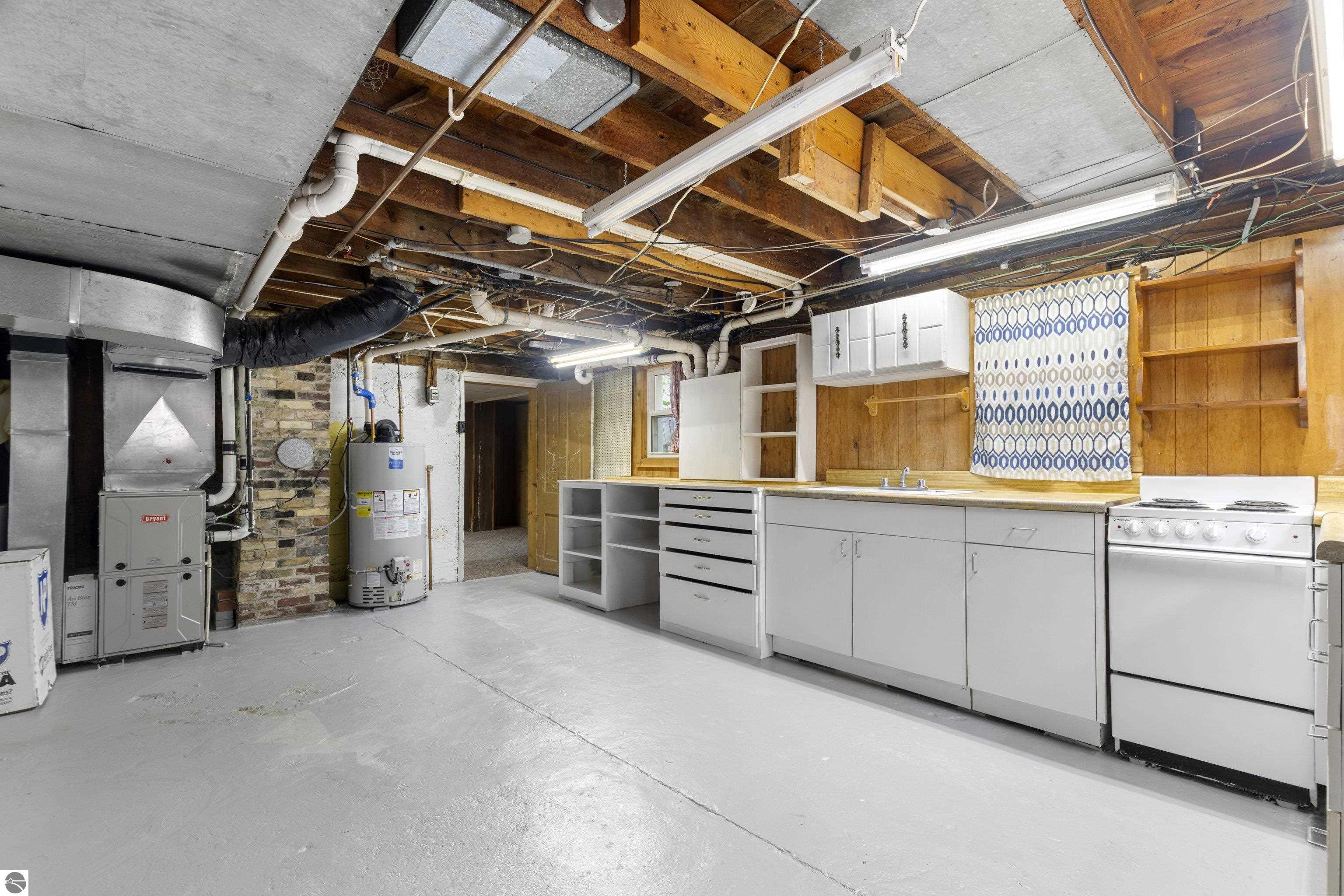 123 S Benzie Boulevard