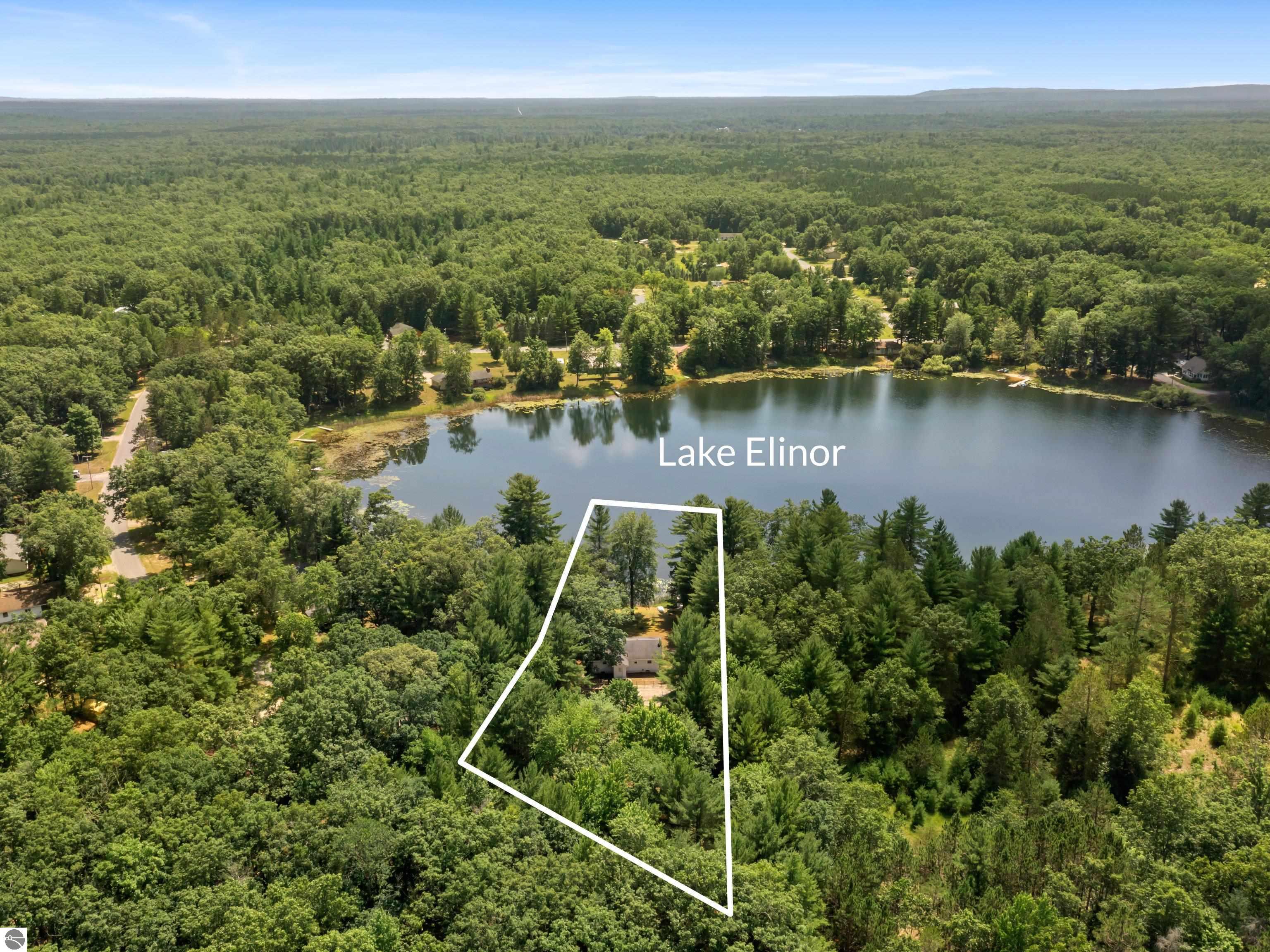 4710 Lakeside Drive