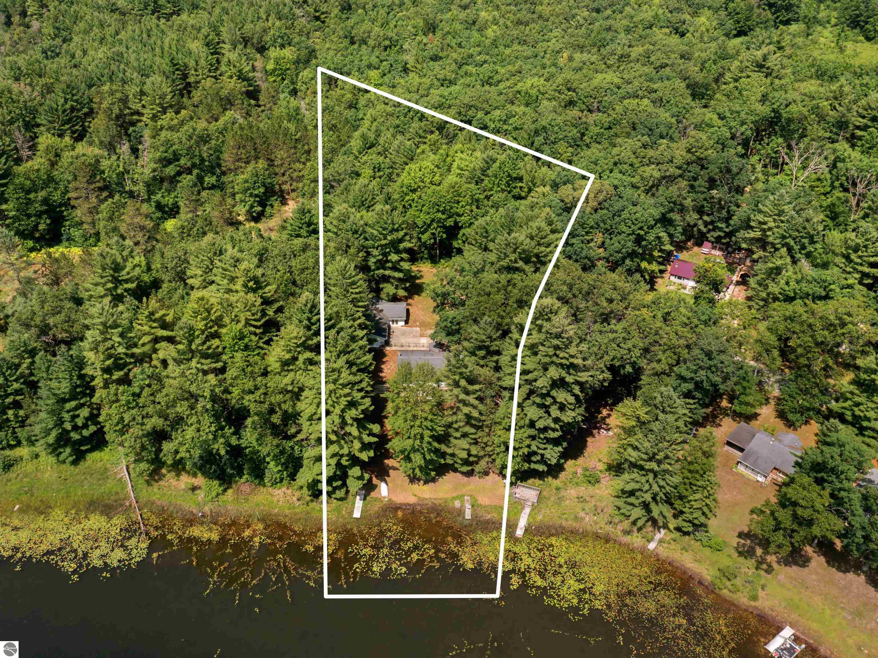 4710 Lakeside Drive