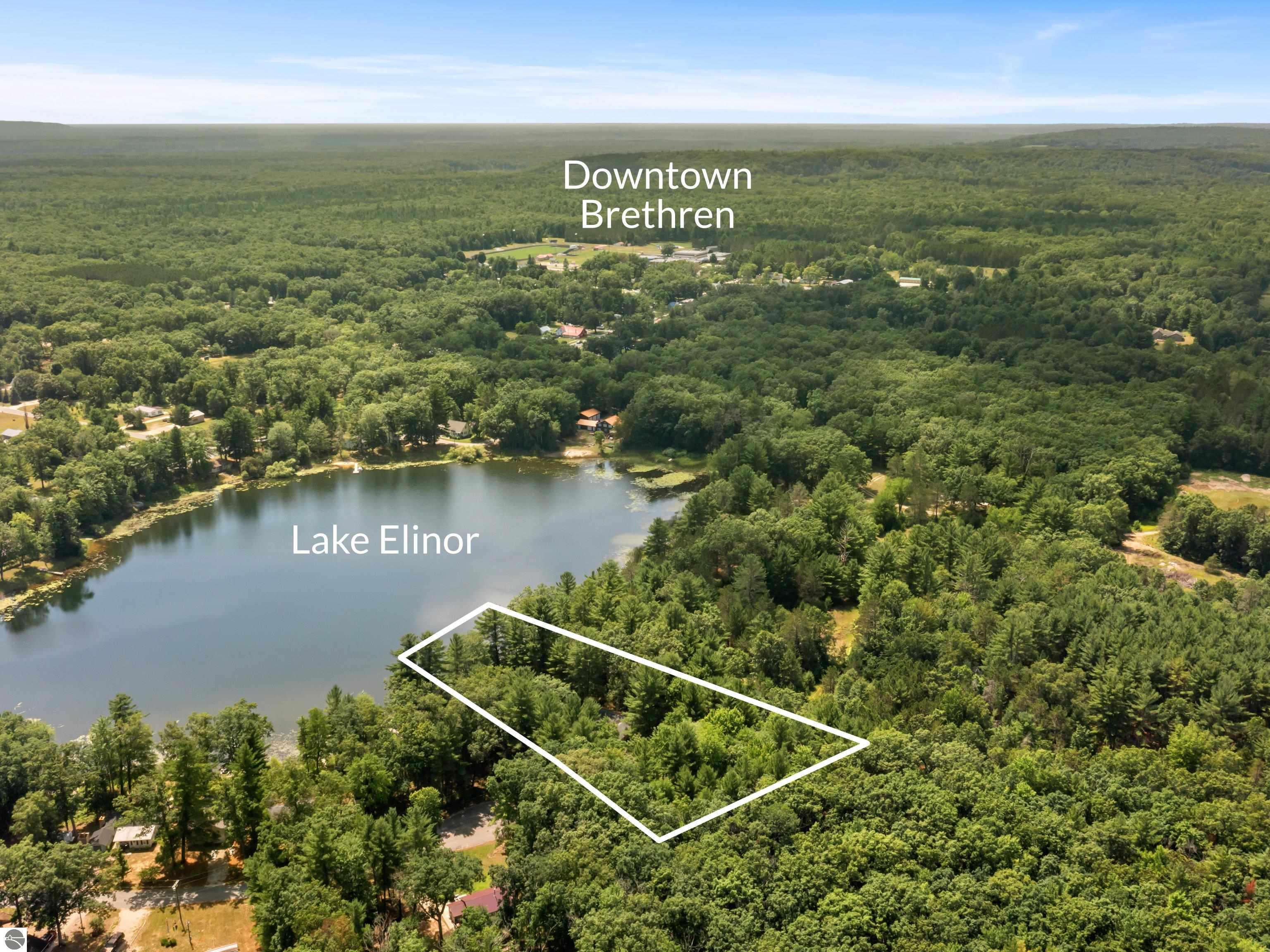 4710 Lakeside Drive