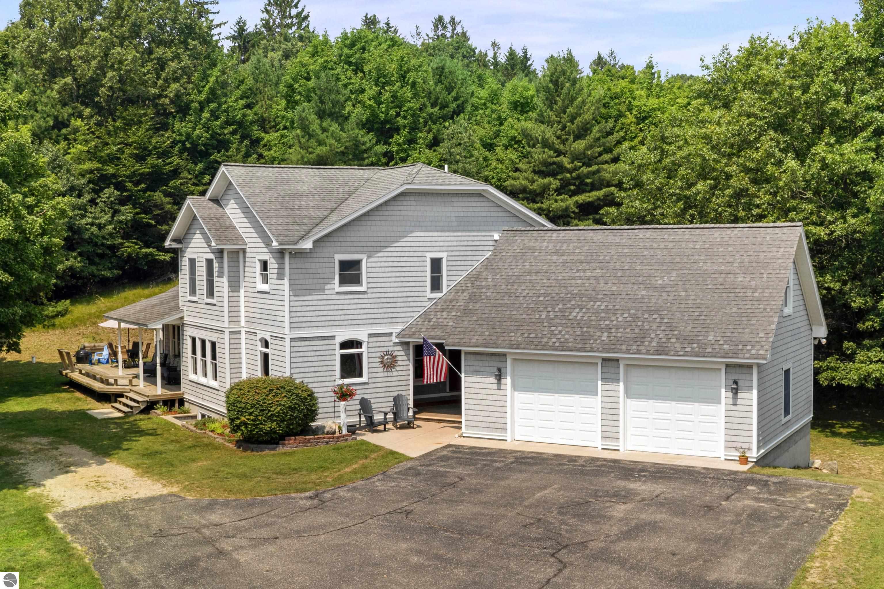 1682 Elm Road