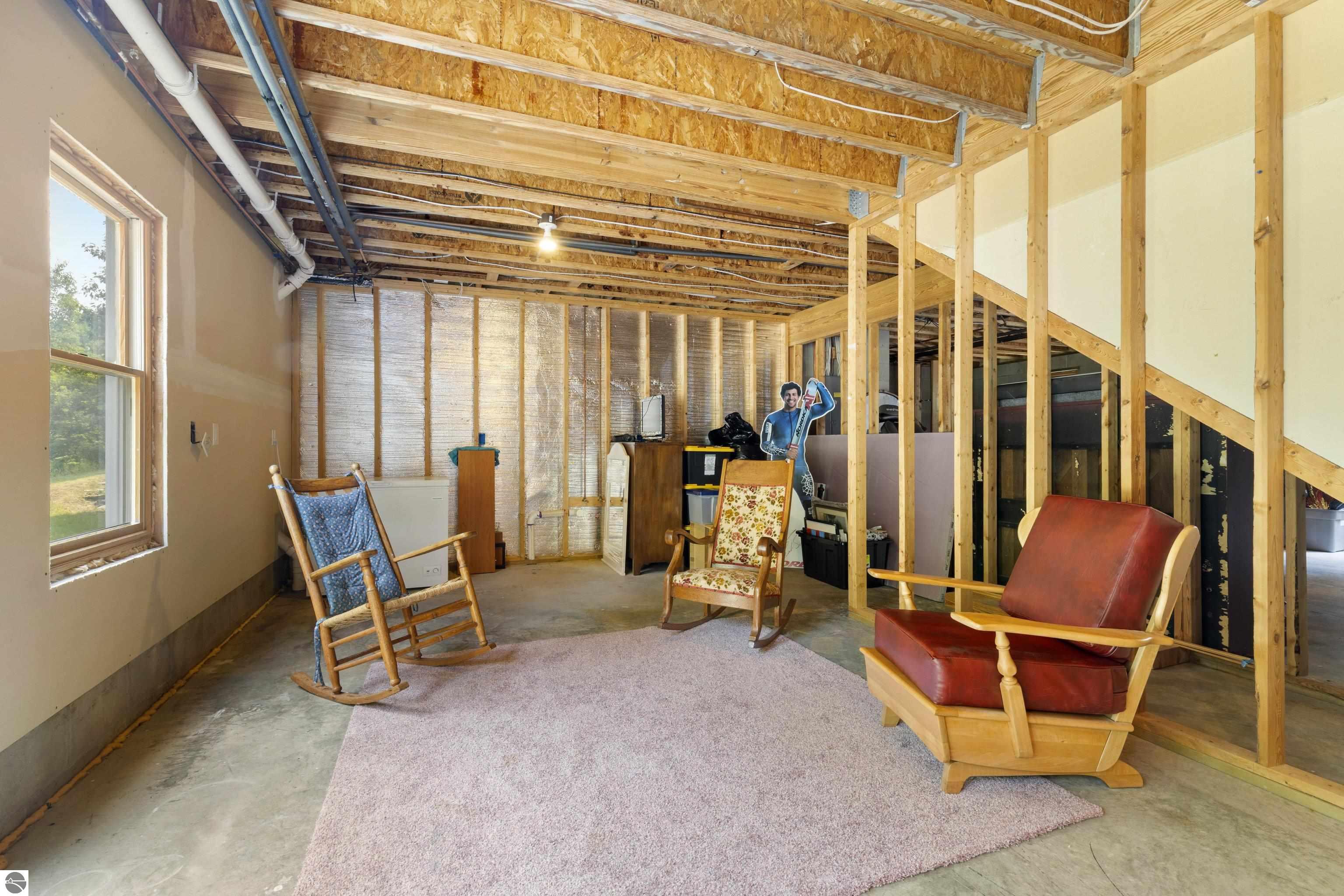 1682 Elm Road