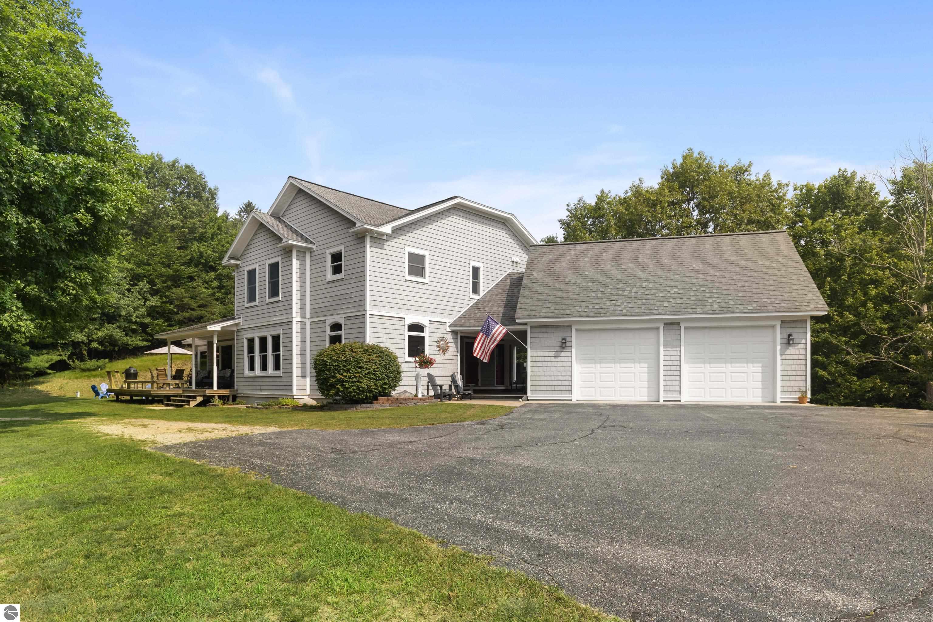 1682 Elm Road