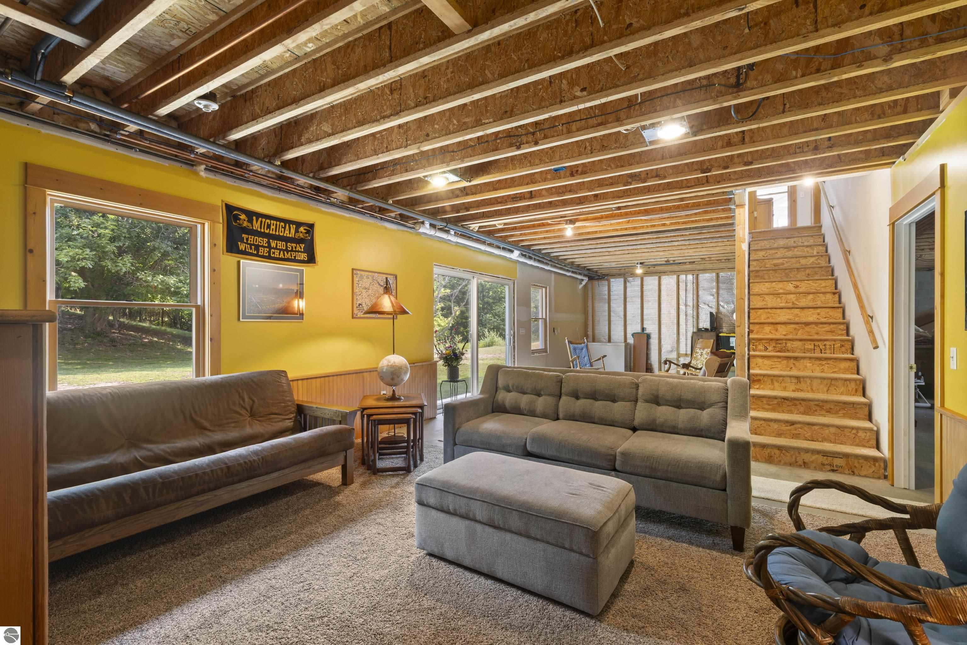 1682 Elm Road