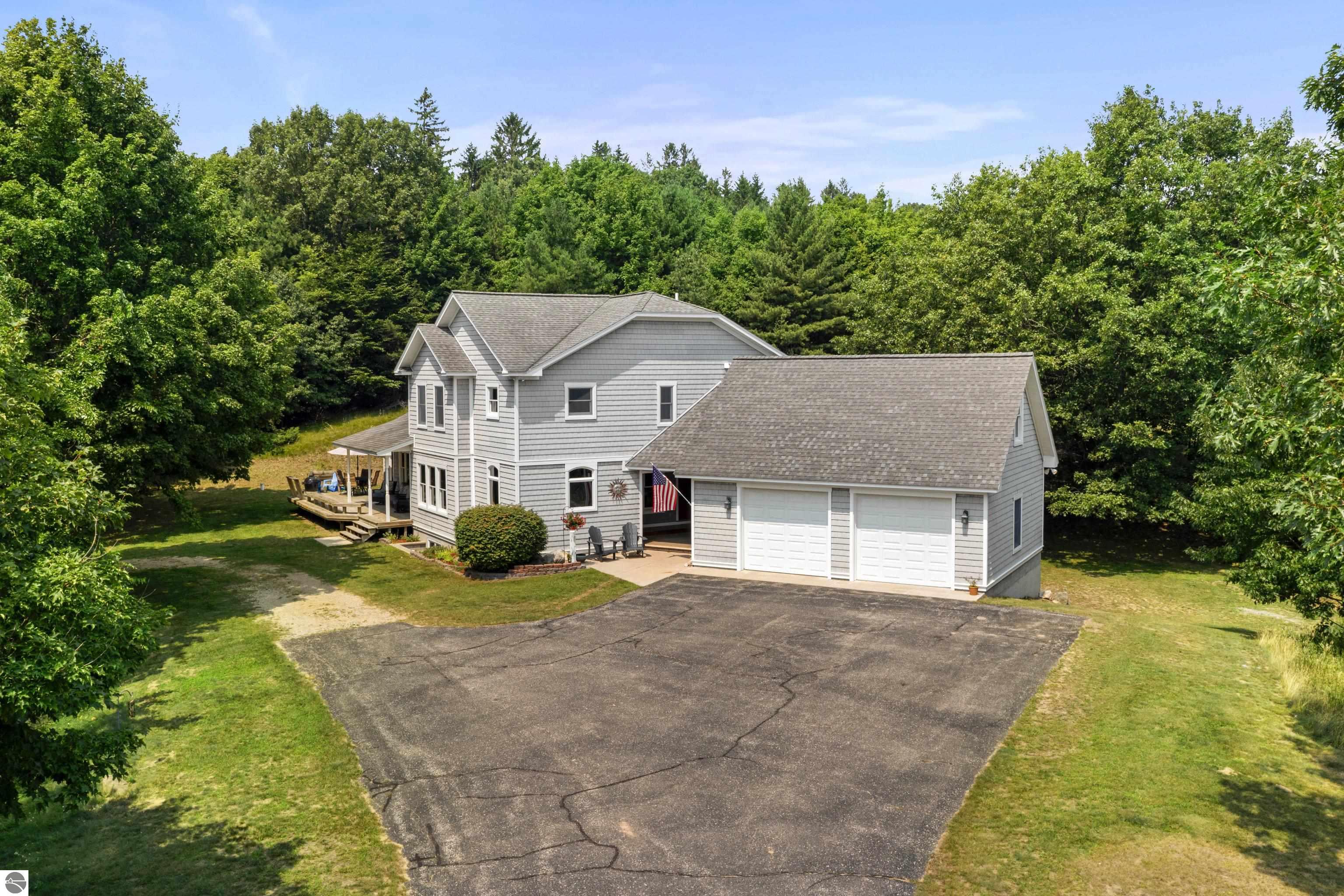 1682 Elm Road