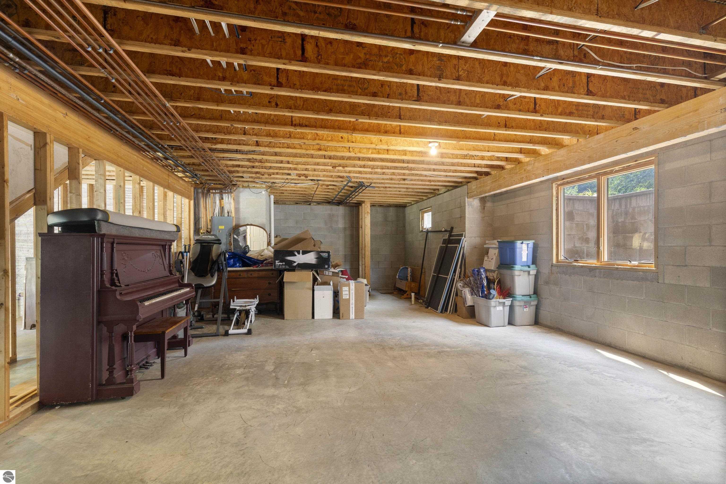 1682 Elm Road