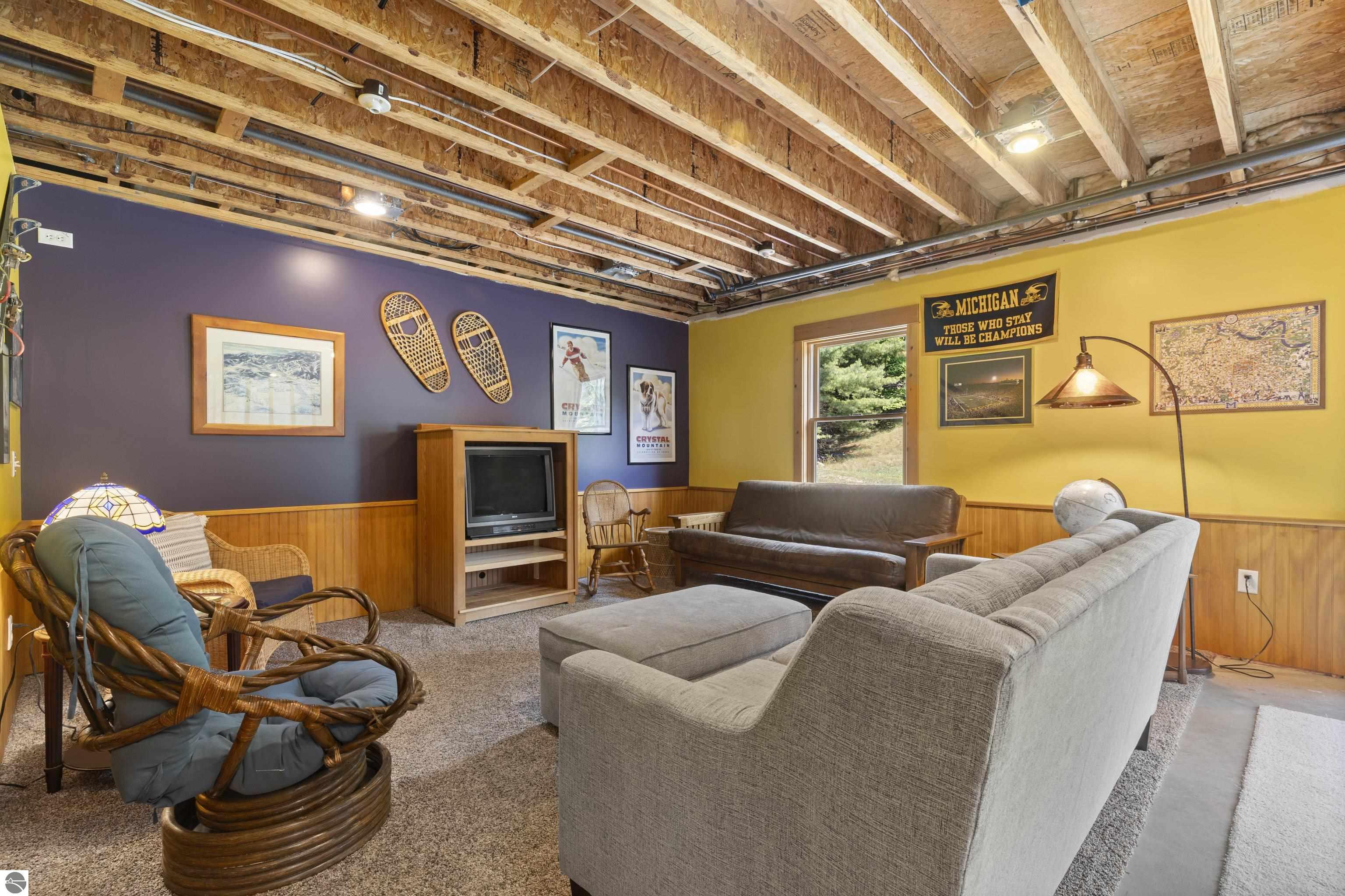 1682 Elm Road