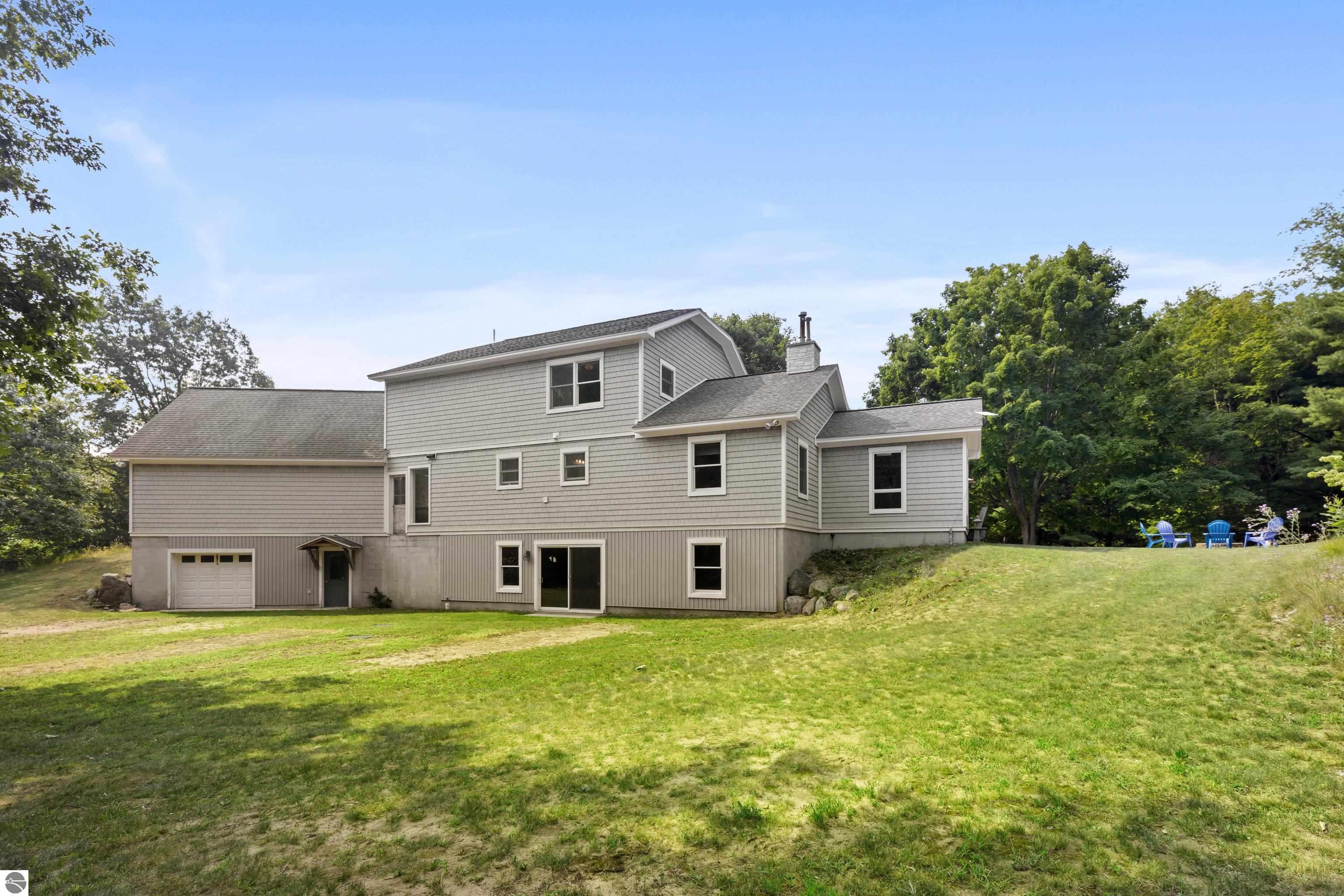 1682 Elm Road