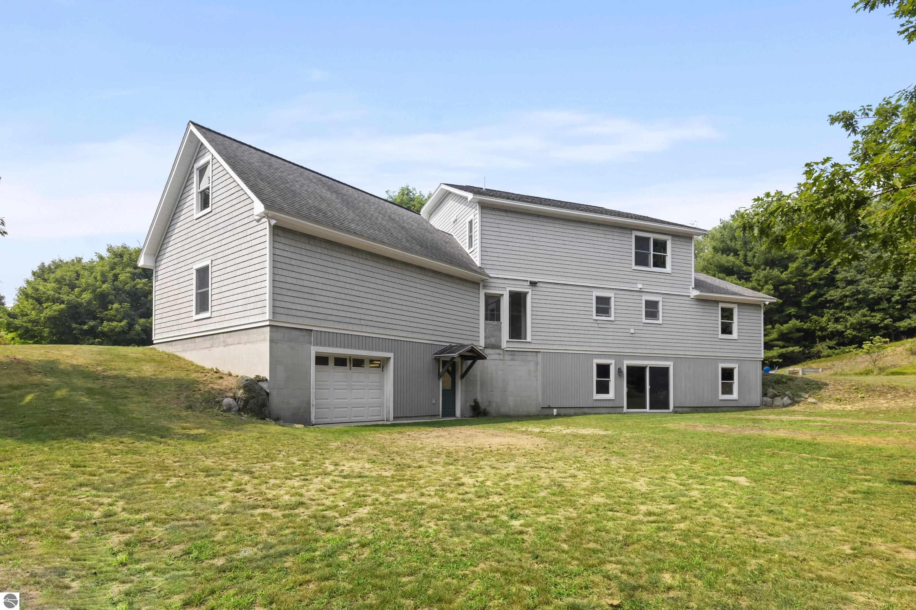 1682 Elm Road