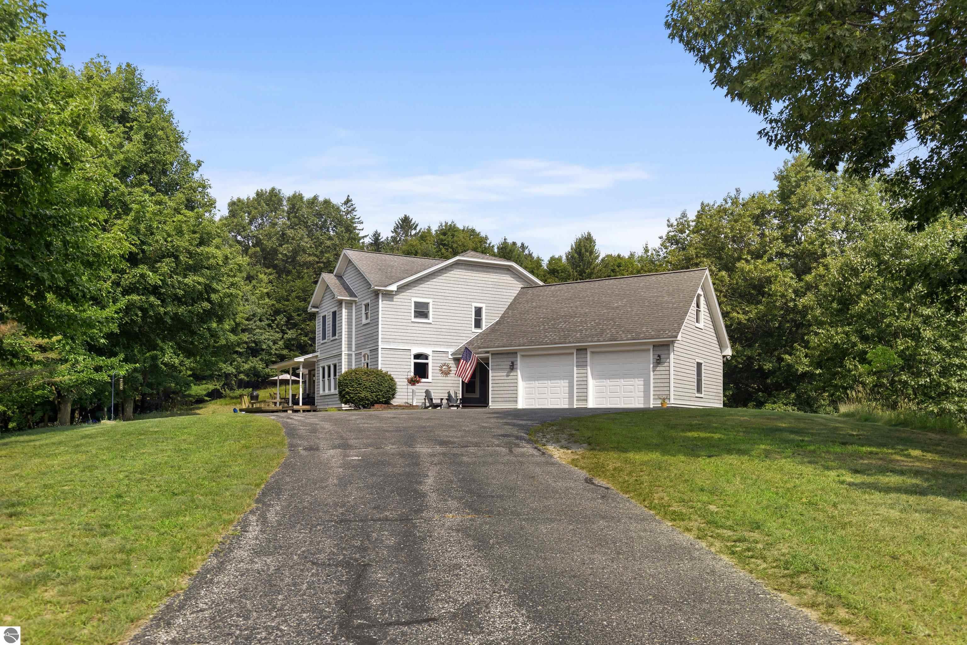 1682 Elm Road