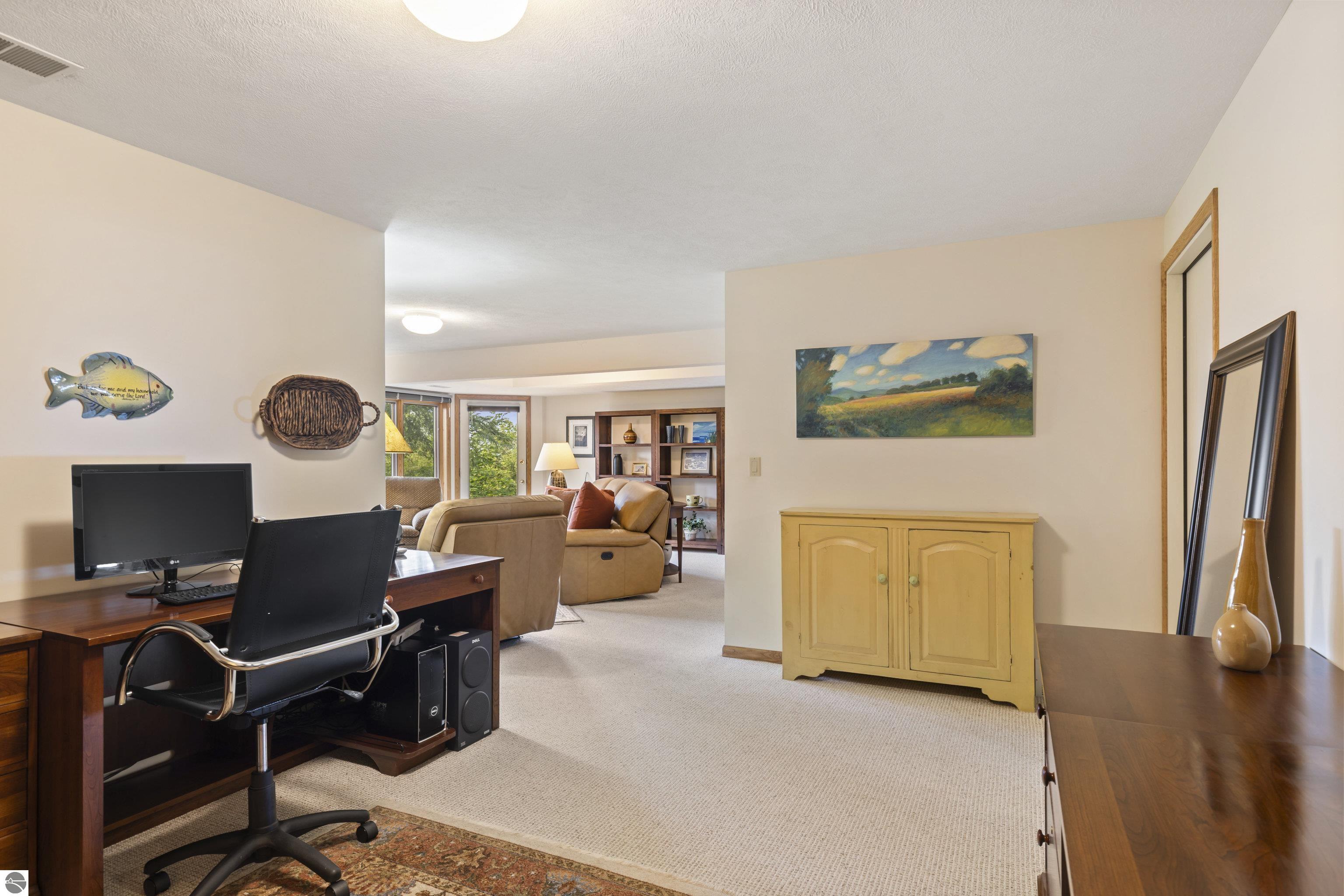 7351 Fredonia Way