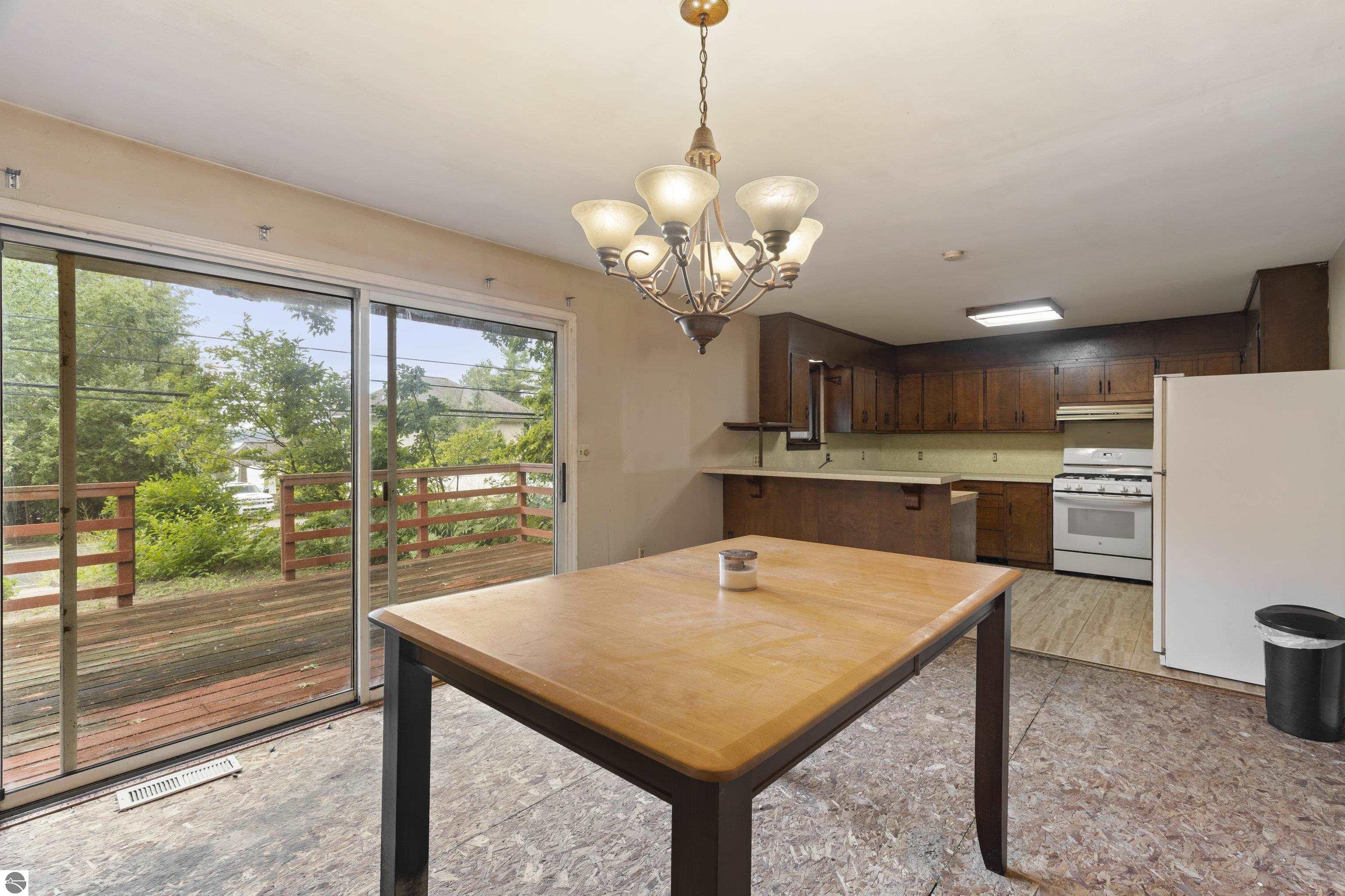 5326 Crystal Drive
