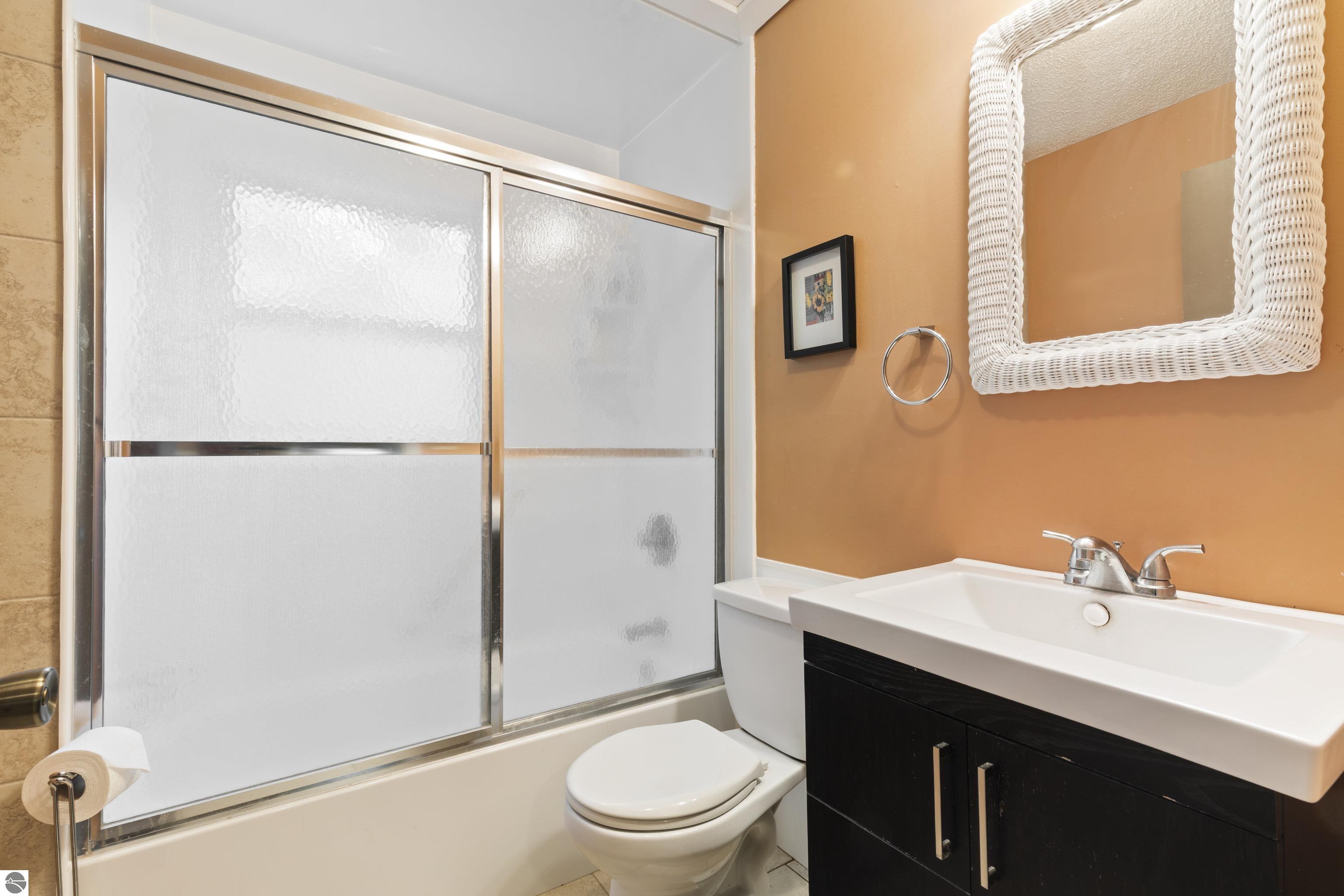 2737 Ellsworth Trail