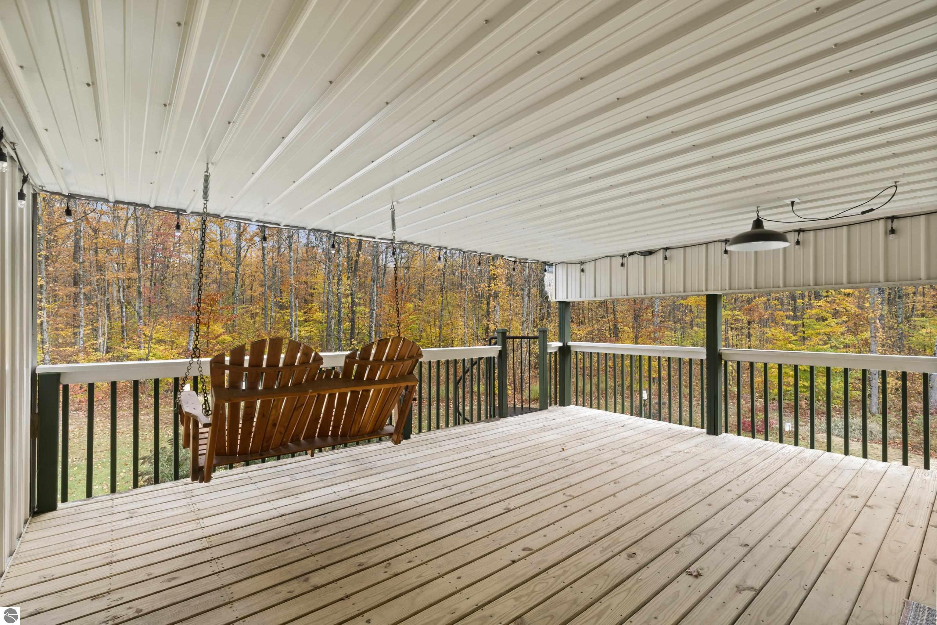 2438 Northwoods Drive