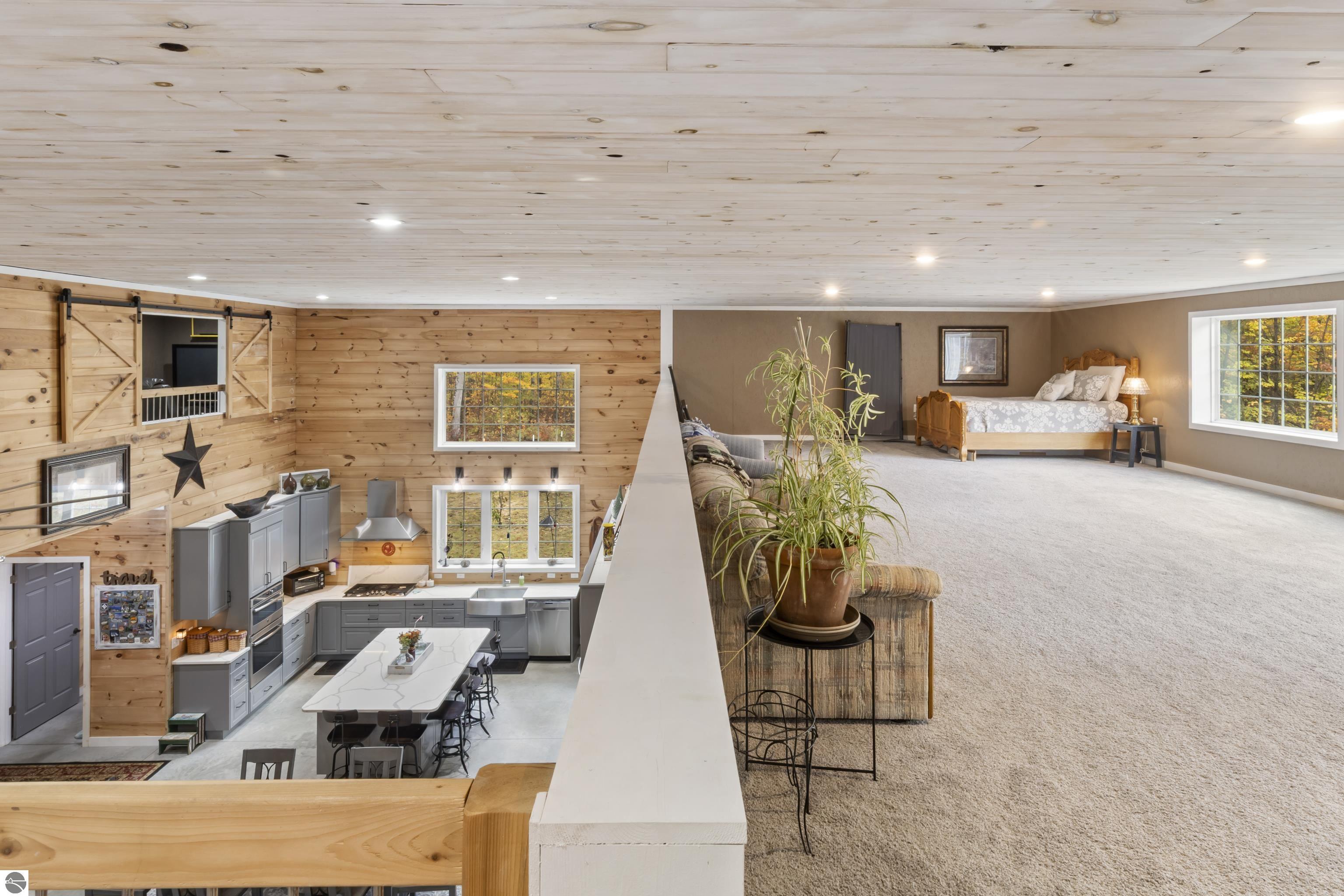 2438 Northwoods Drive