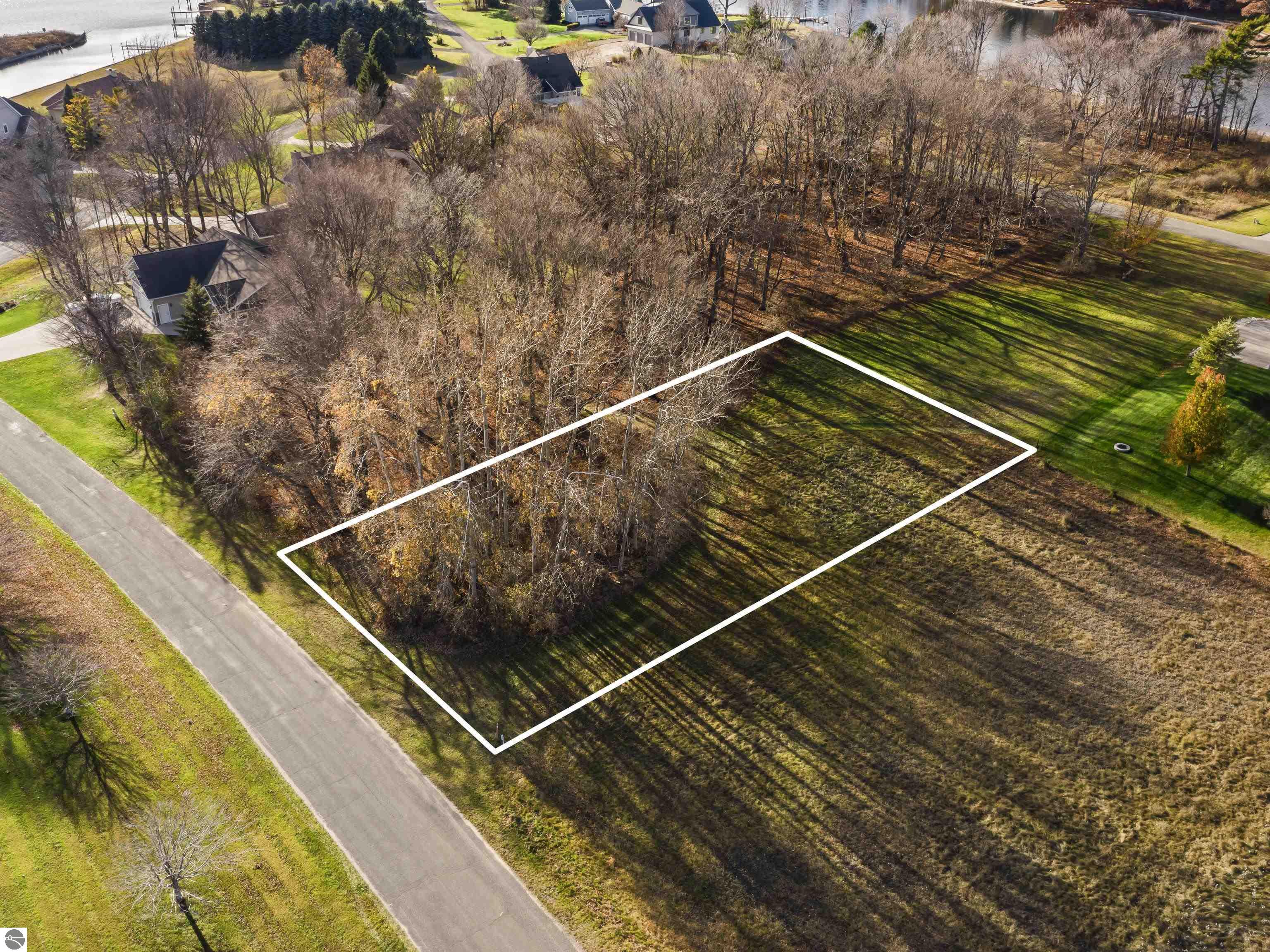 Lot 32 Third Street