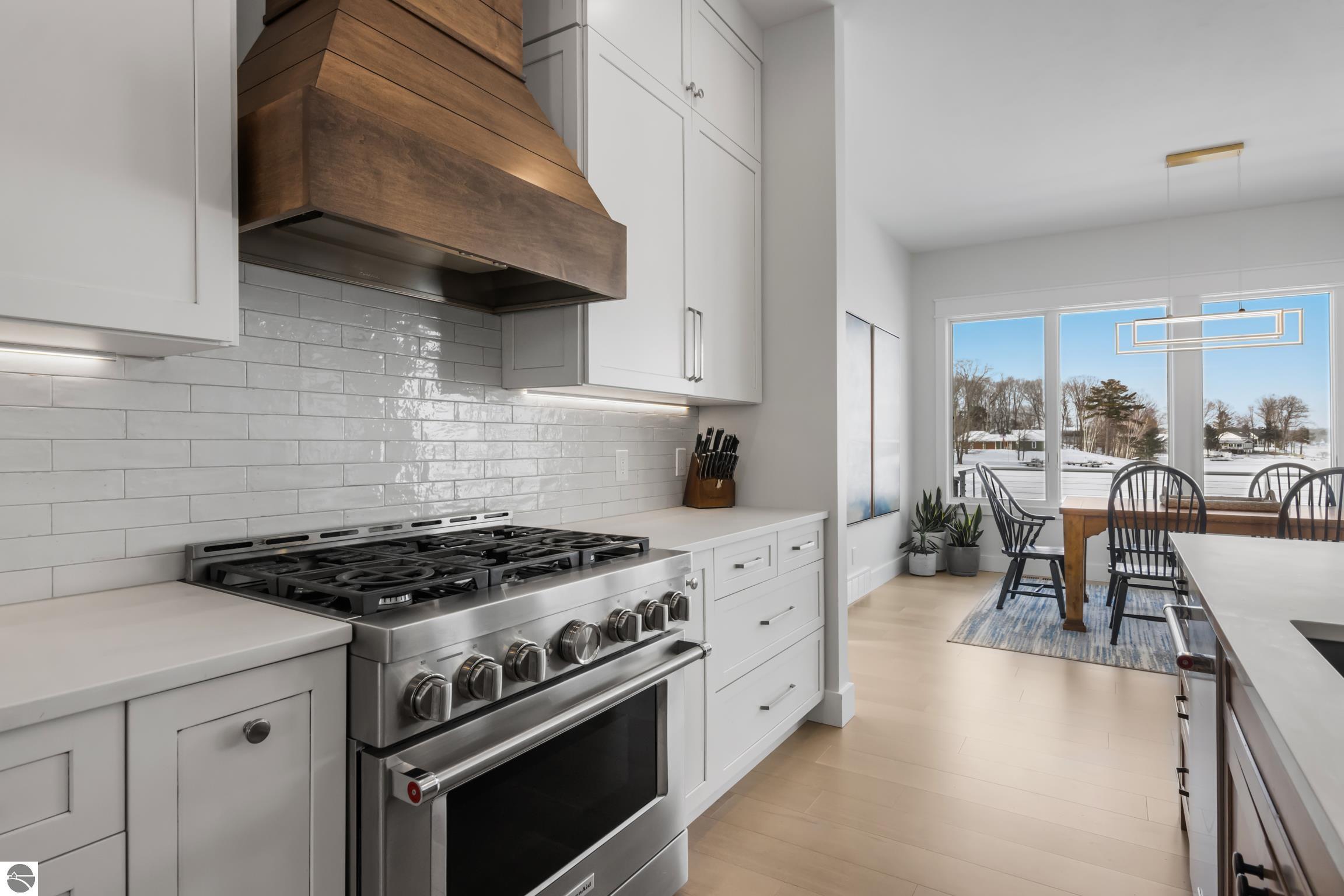 504 S East Silver Lake Road