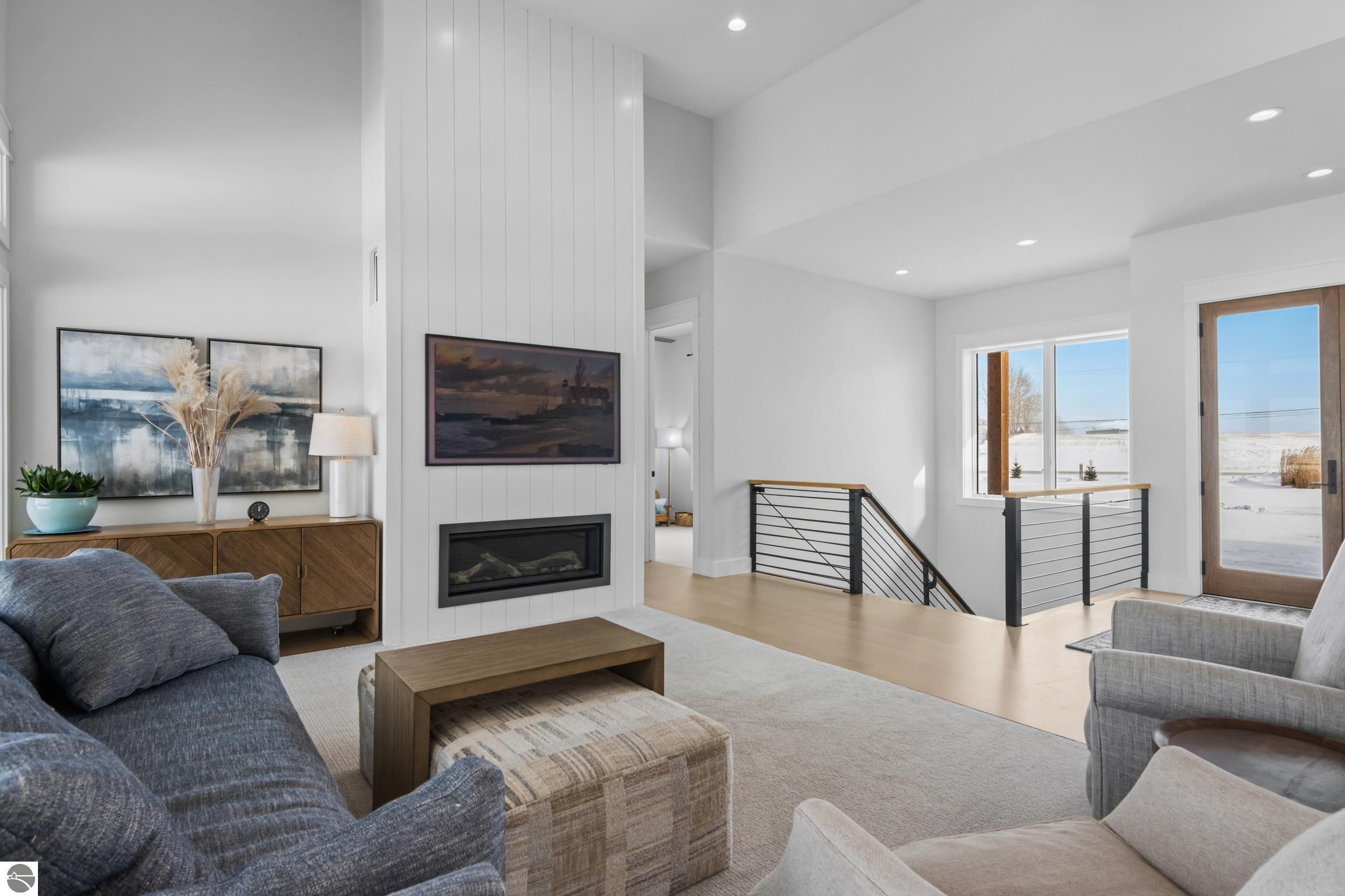 504 S East Silver Lake Road