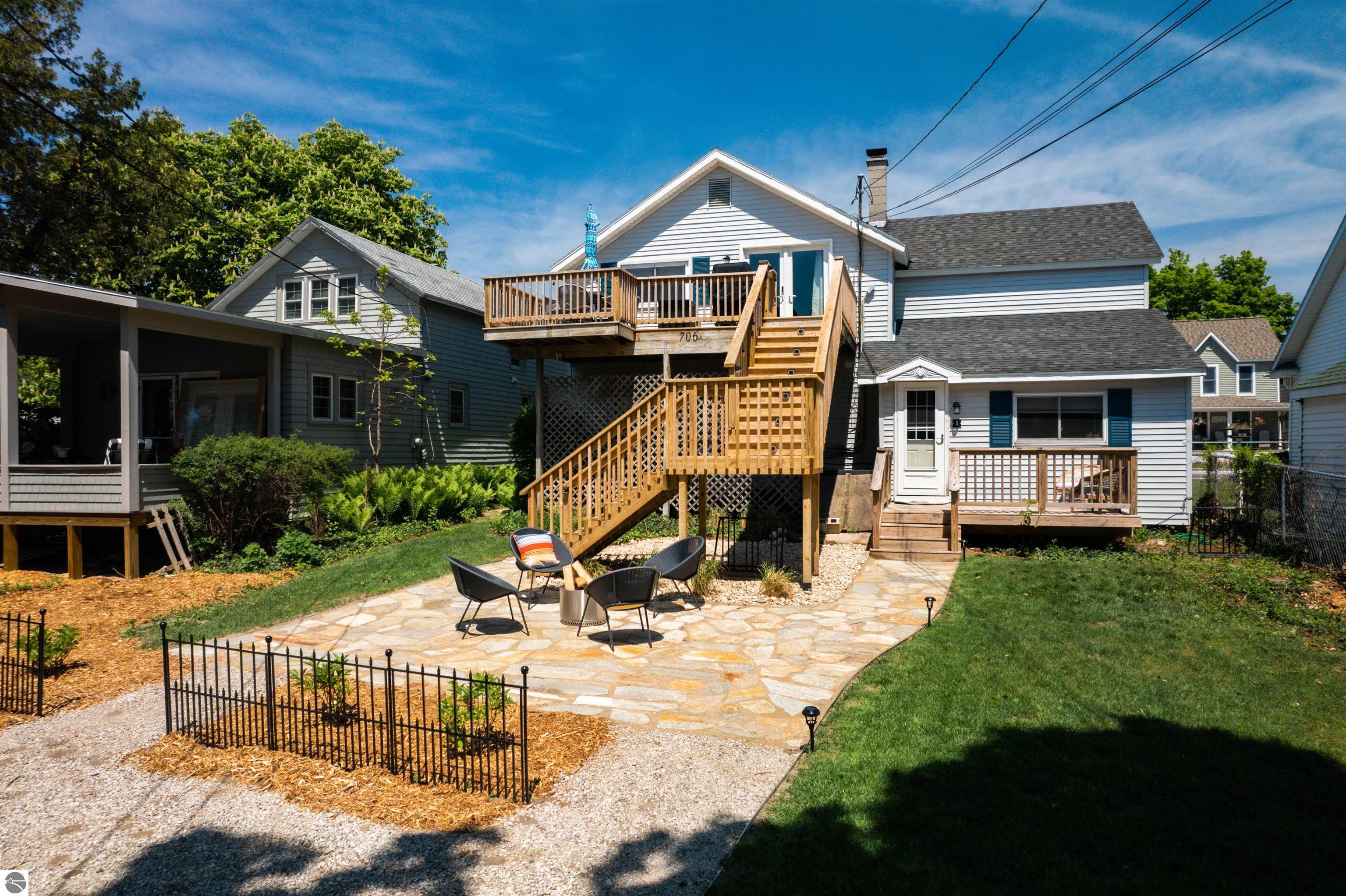 706 Forest Avenue