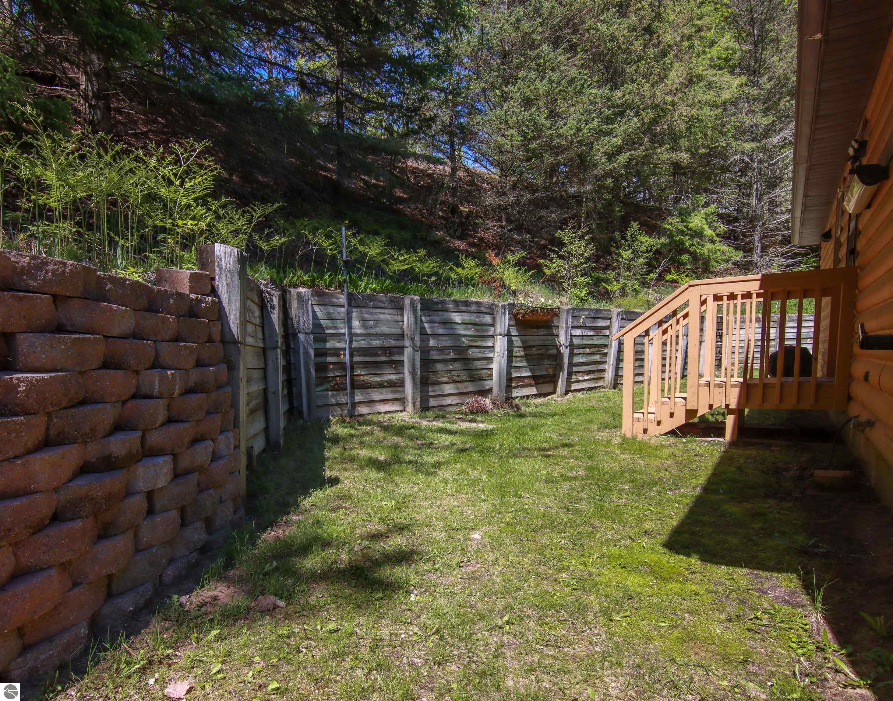 8086 Narrow Gauge Road