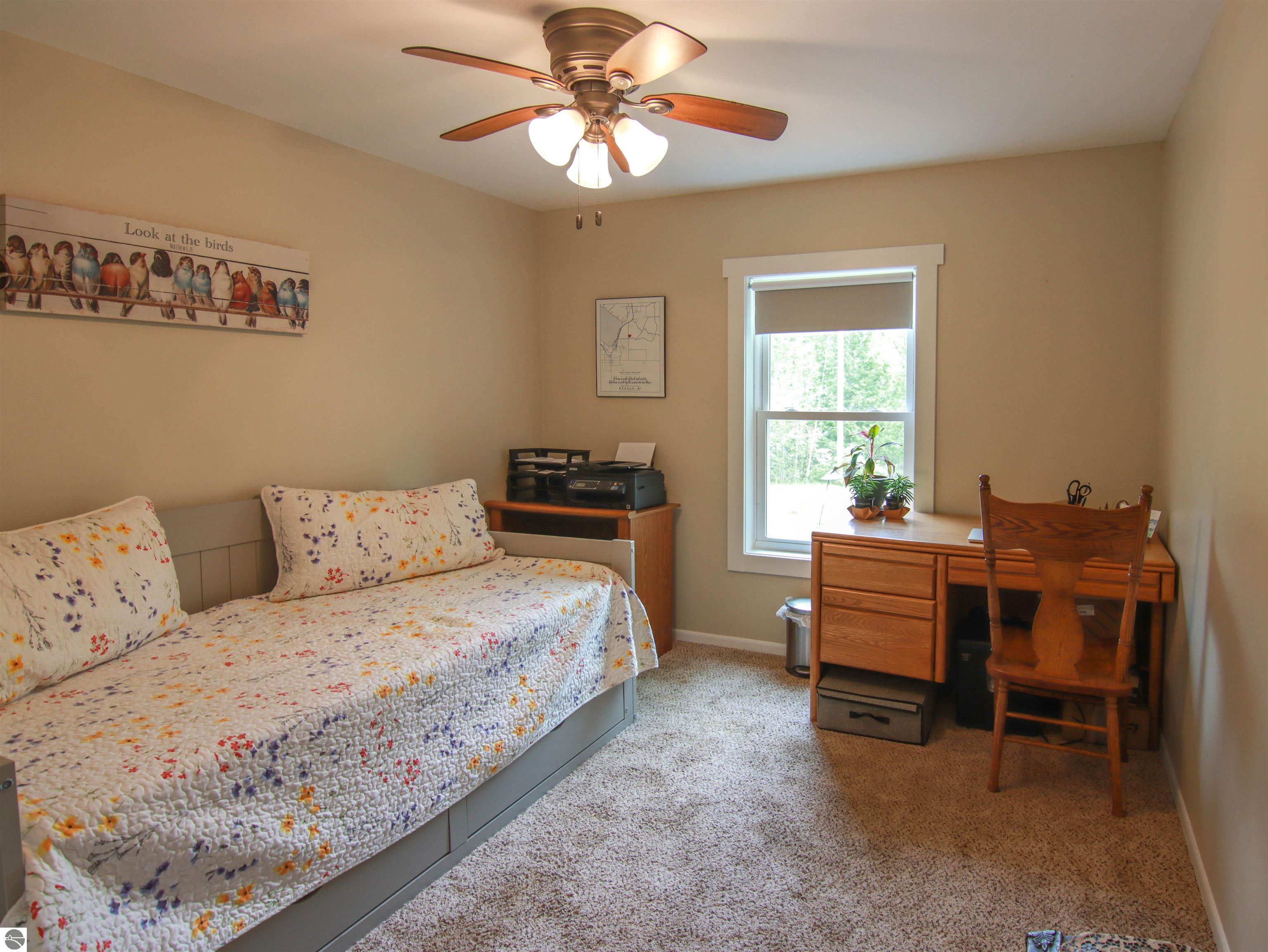 8086 Narrow Gauge Road