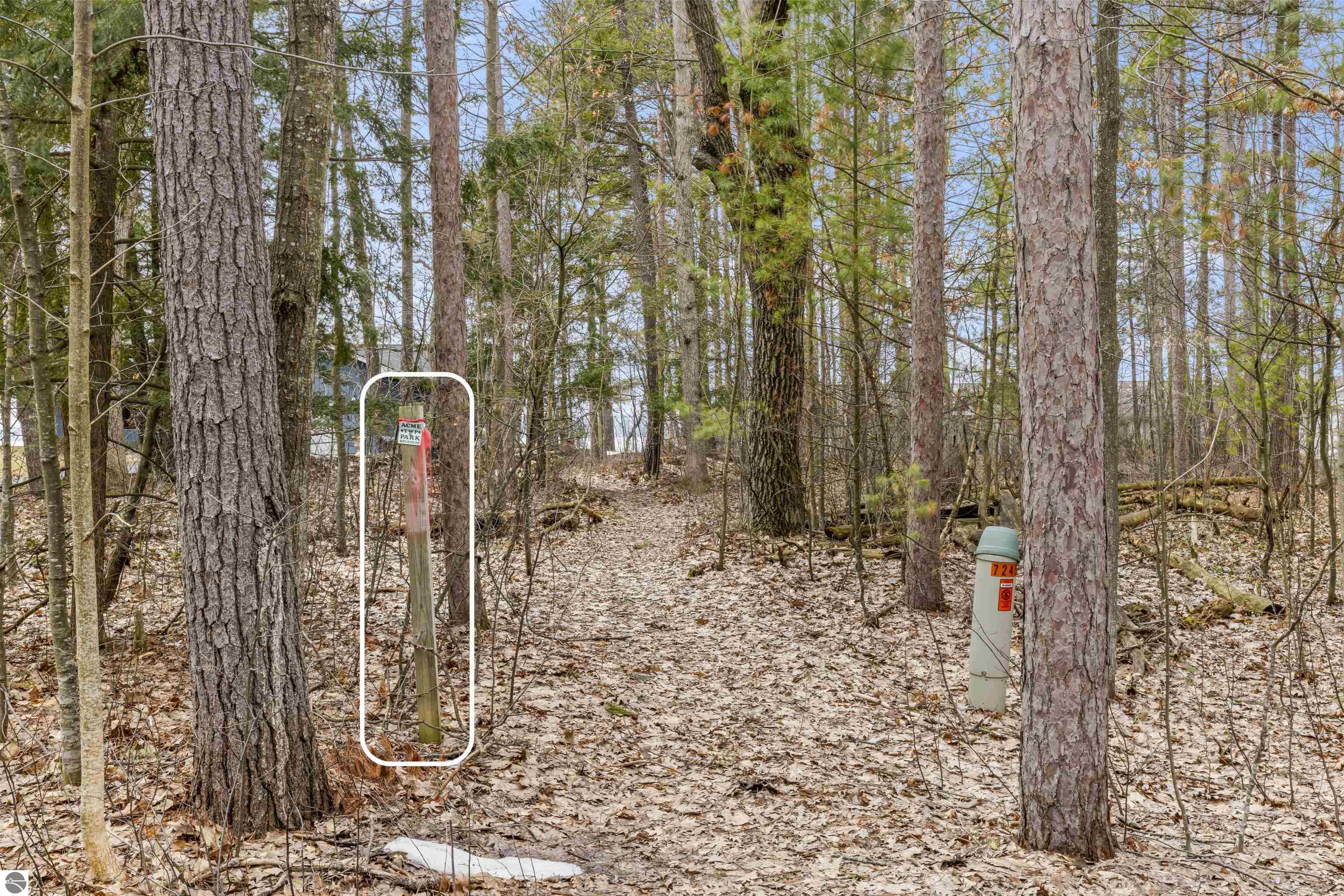 7560 Peaceful Valley Road