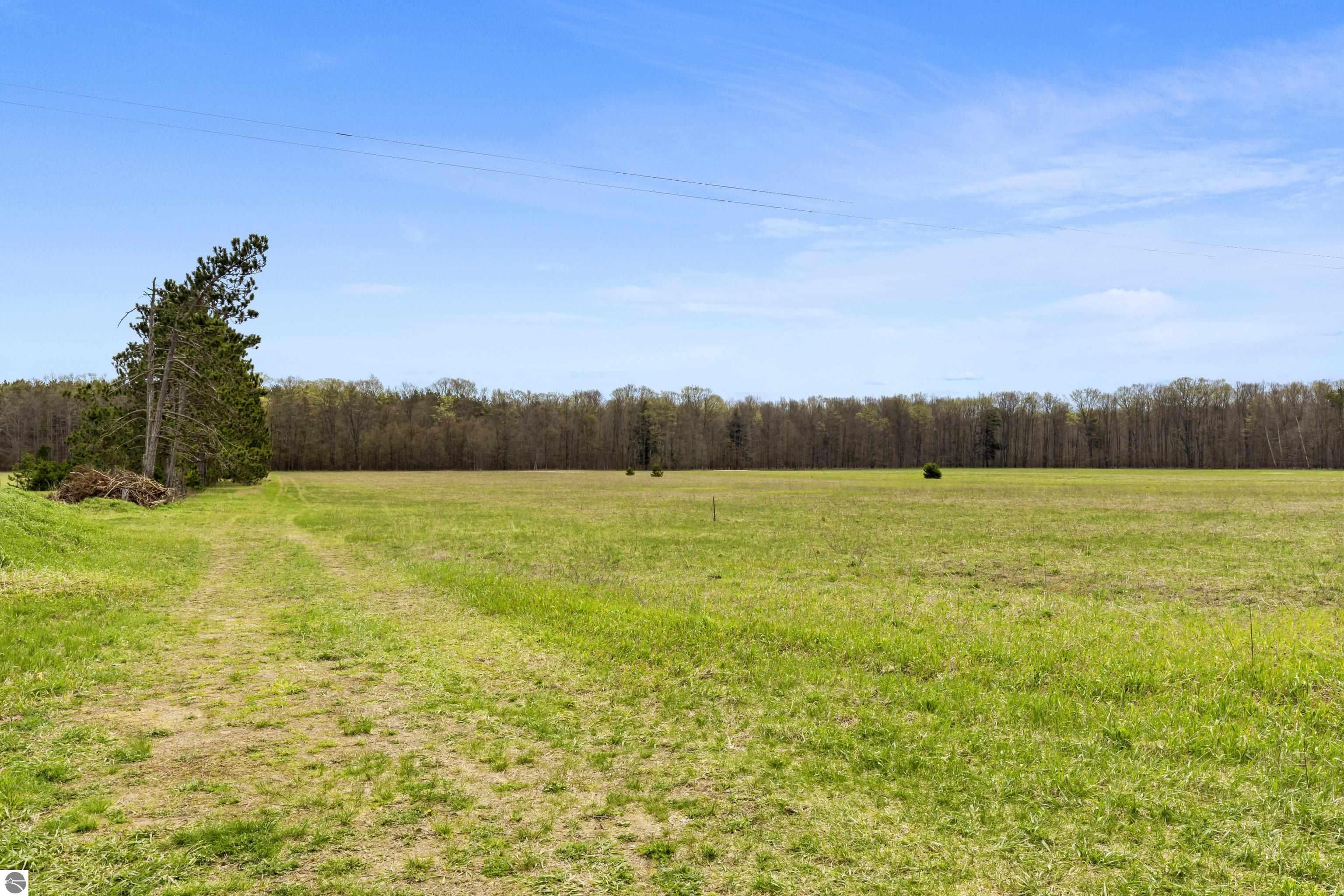 167 N Pioneer Road