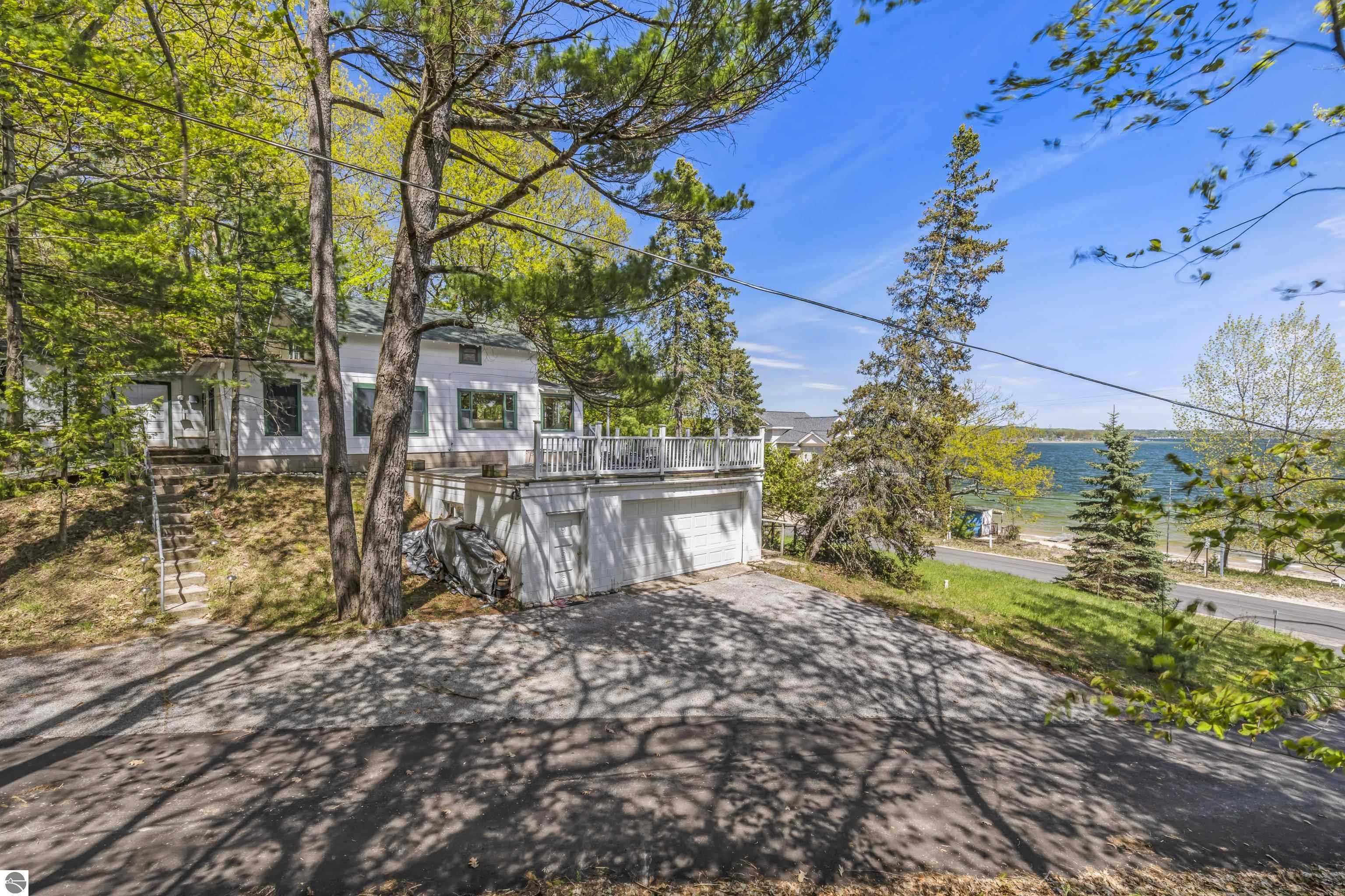8368 Portage Point Drive