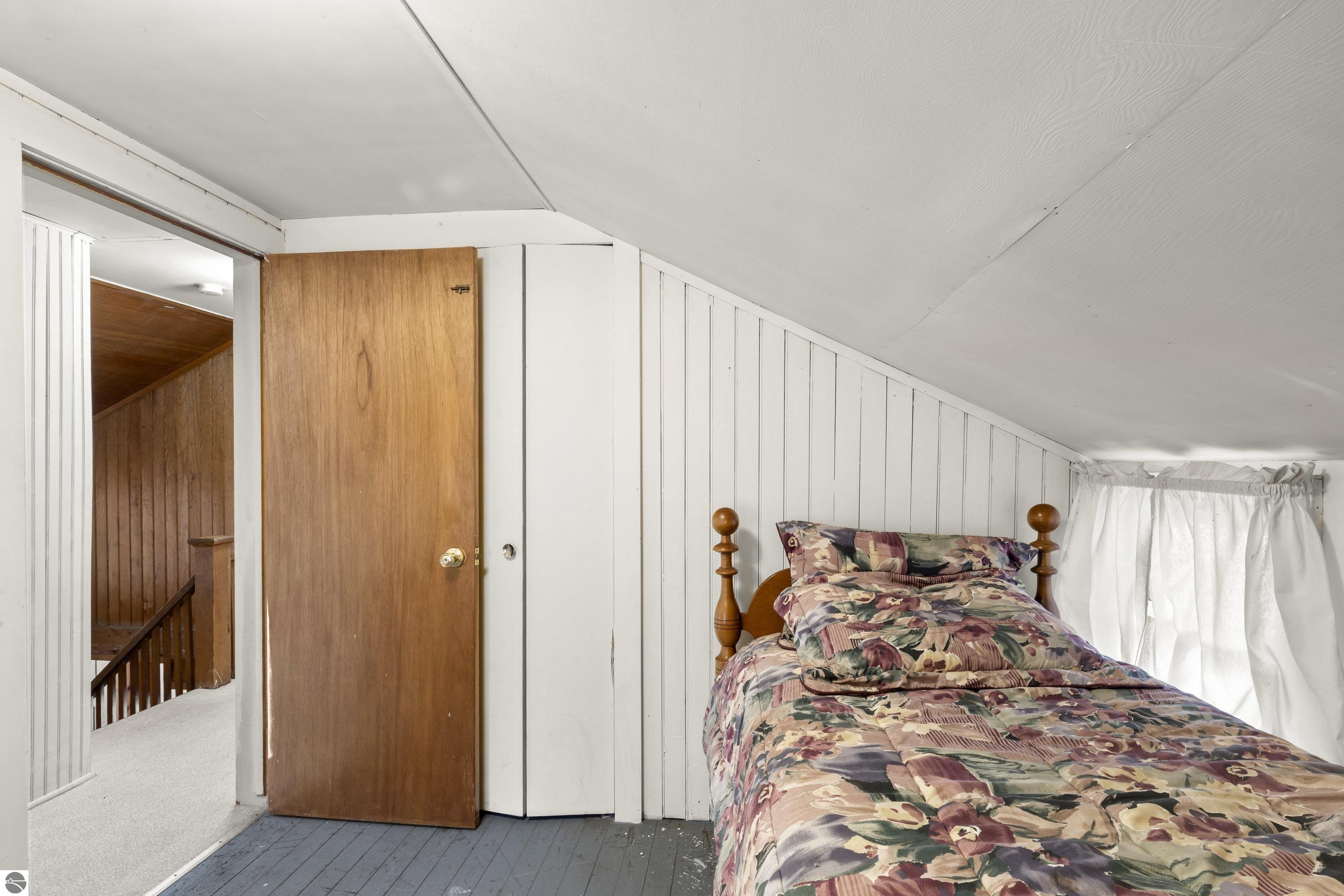 8368 Portage Point Drive