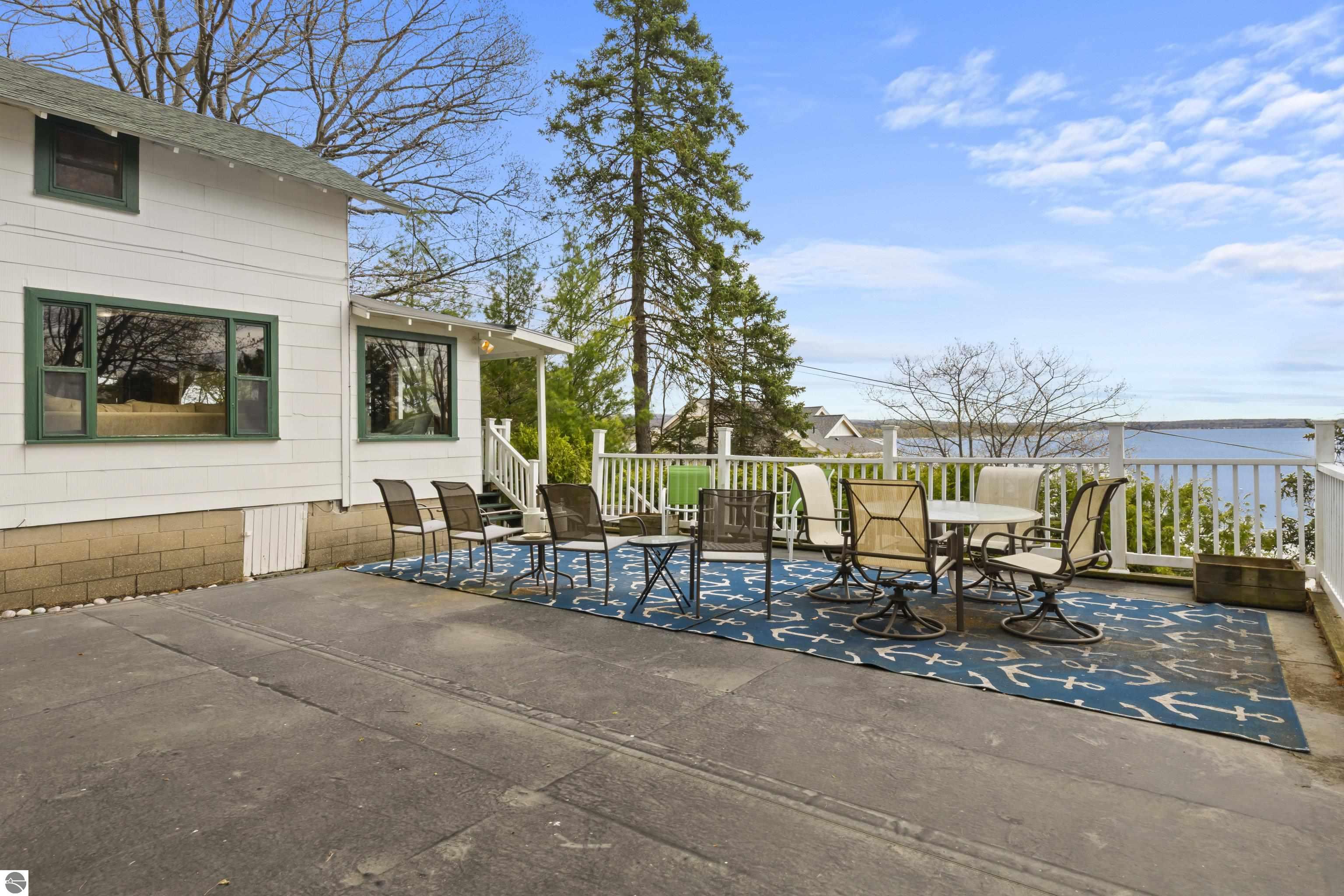 8368 Portage Point Drive
