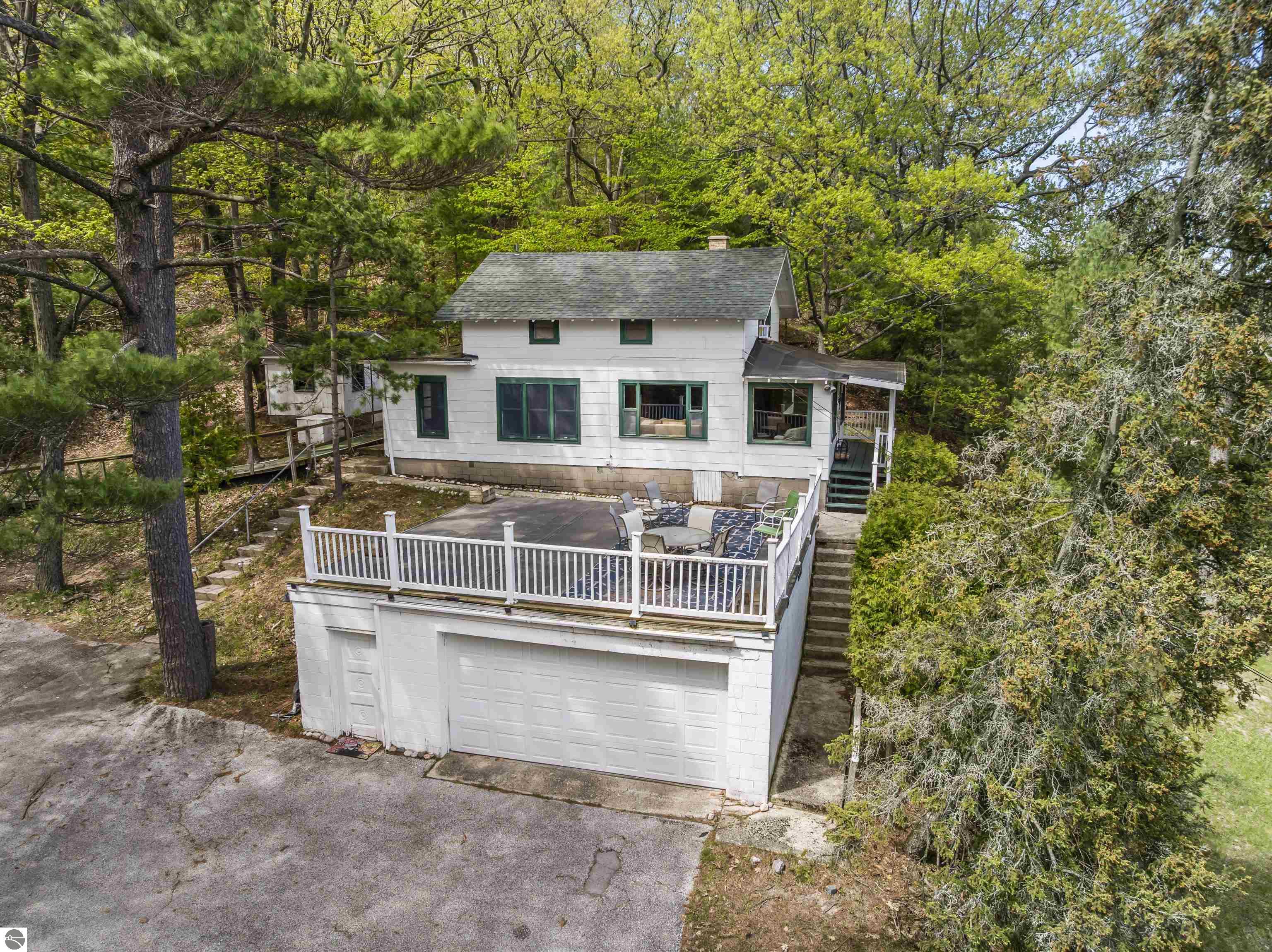 8368 Portage Point Drive