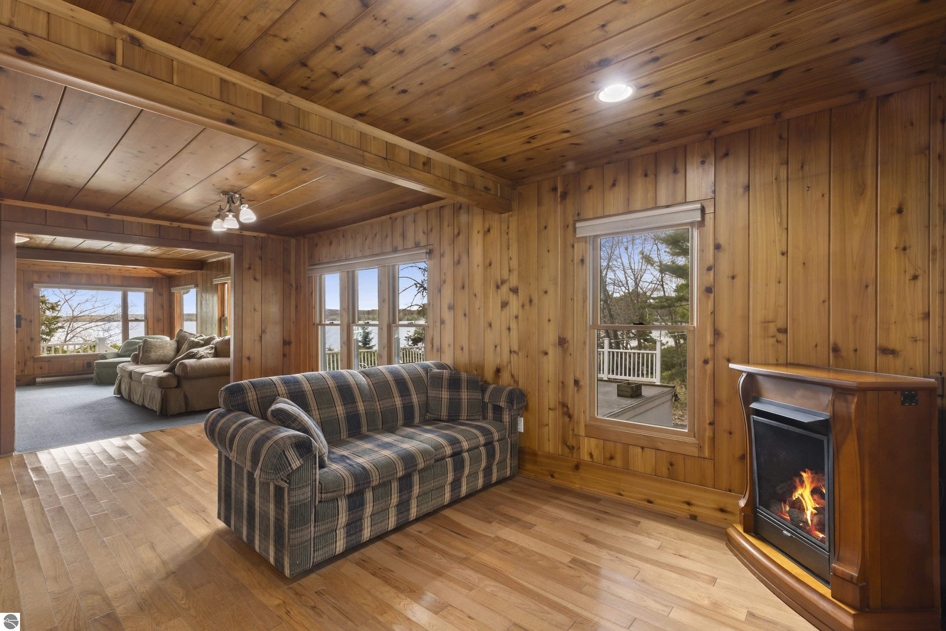 8368 Portage Point Drive