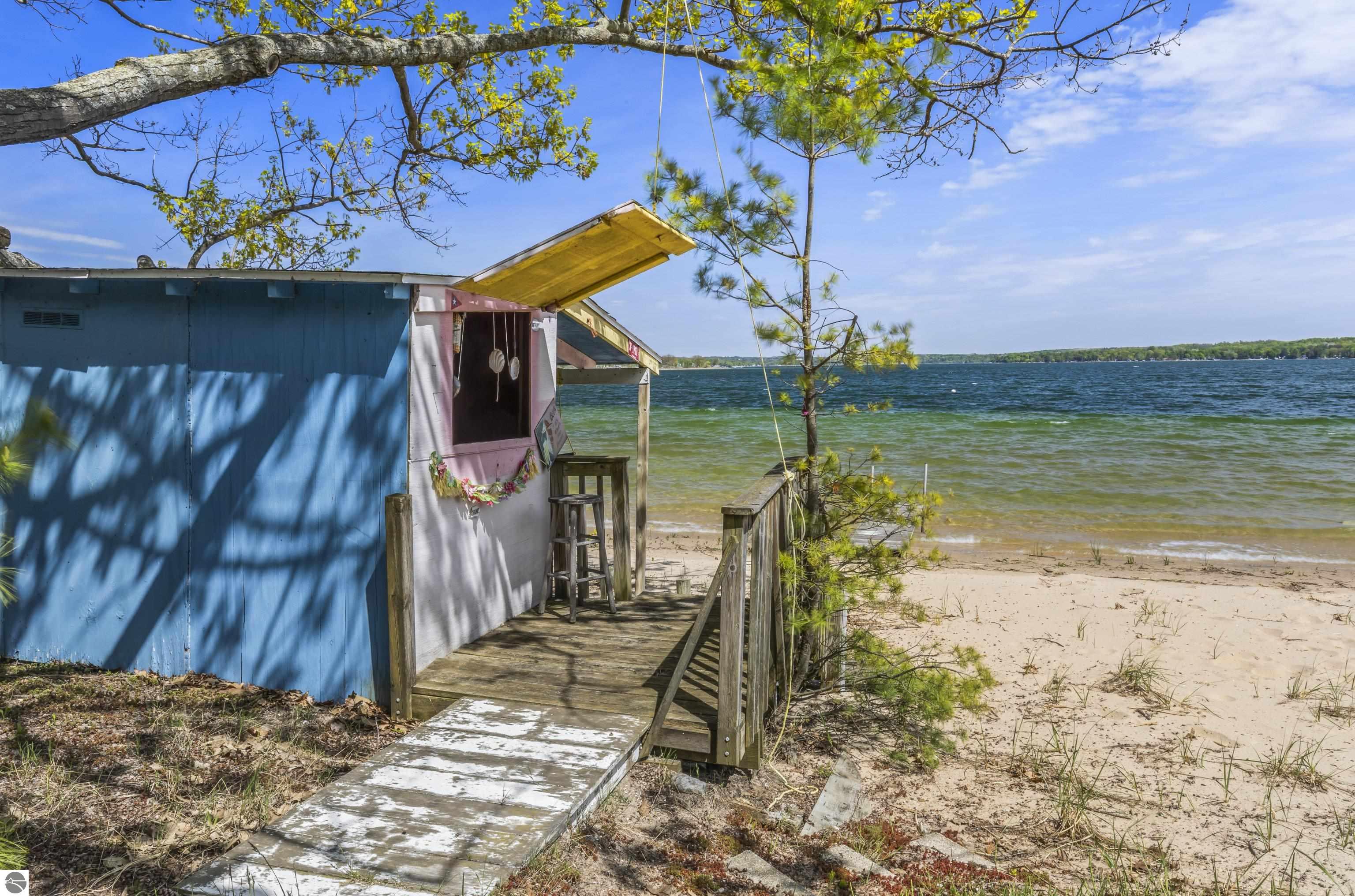 8368 Portage Point Drive
