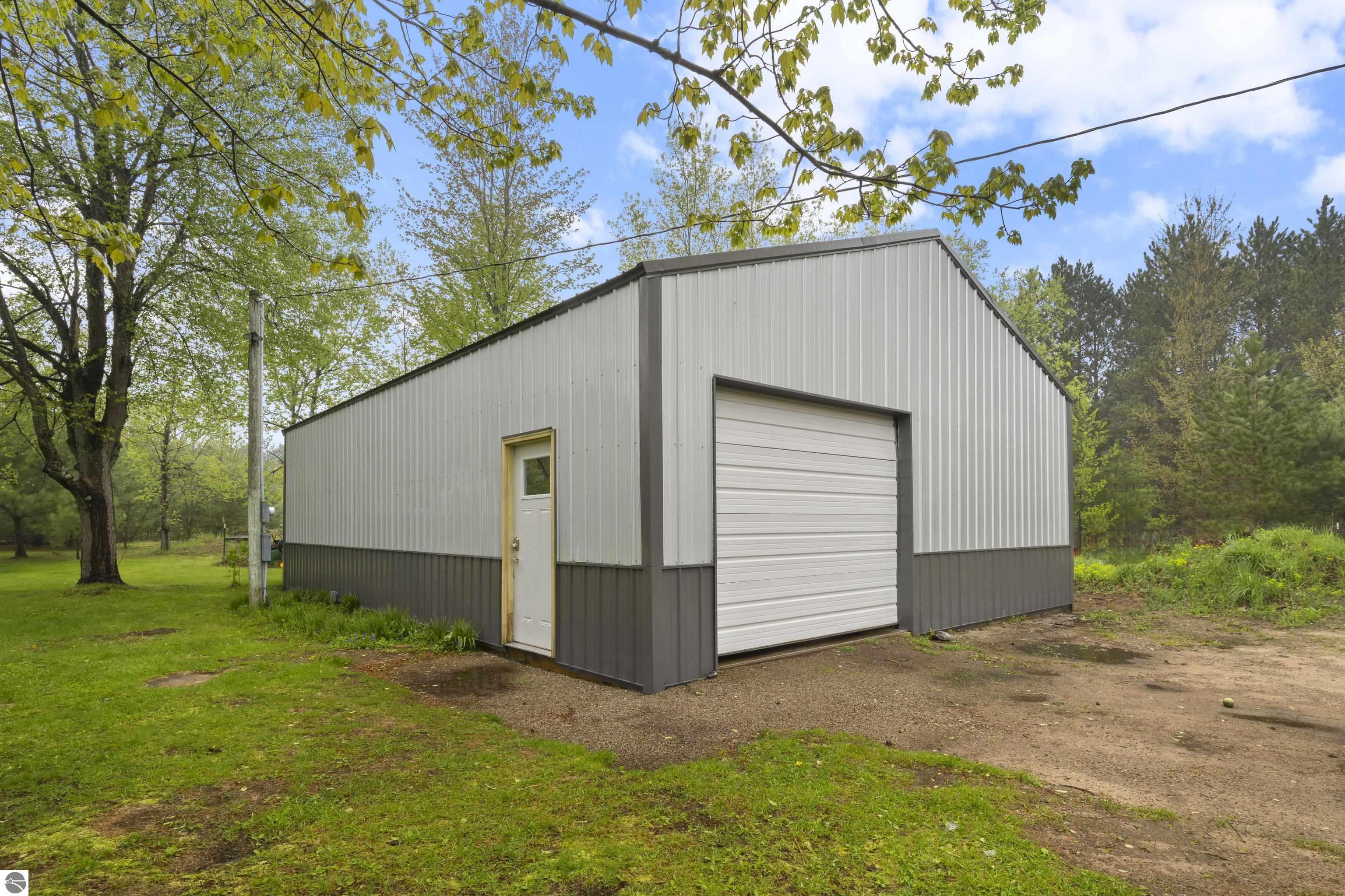 11774 Healey Lake Road