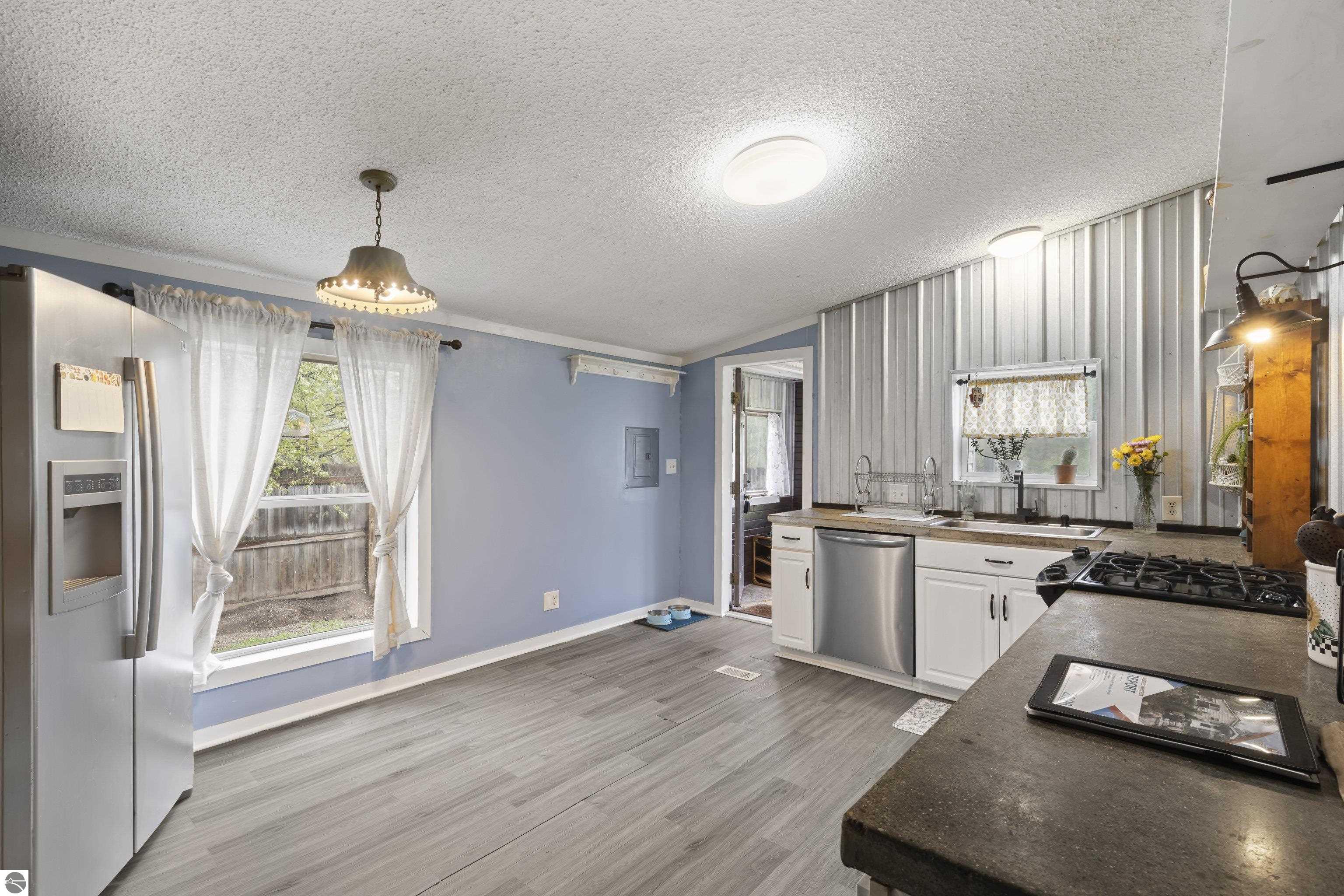11774 Healey Lake Road