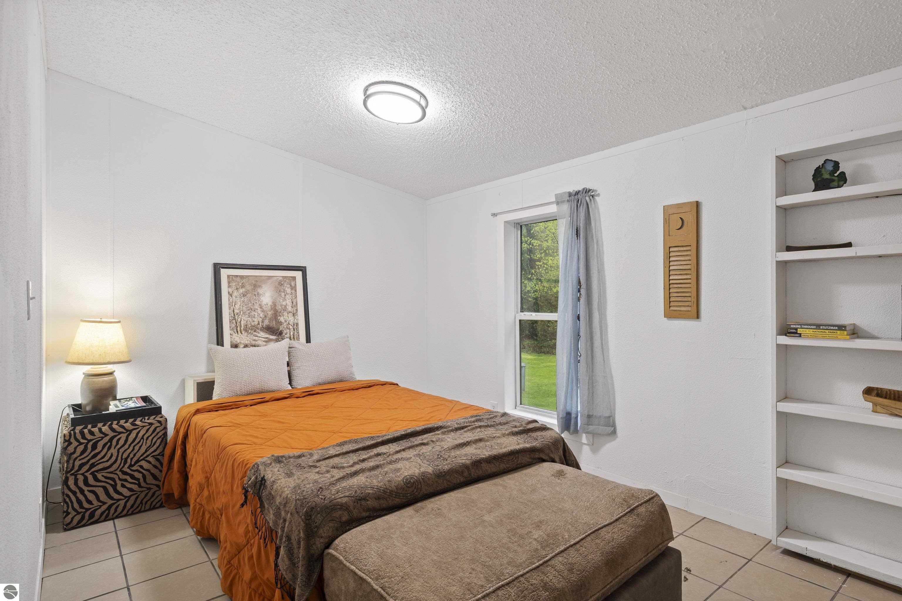 11774 Healey Lake Road